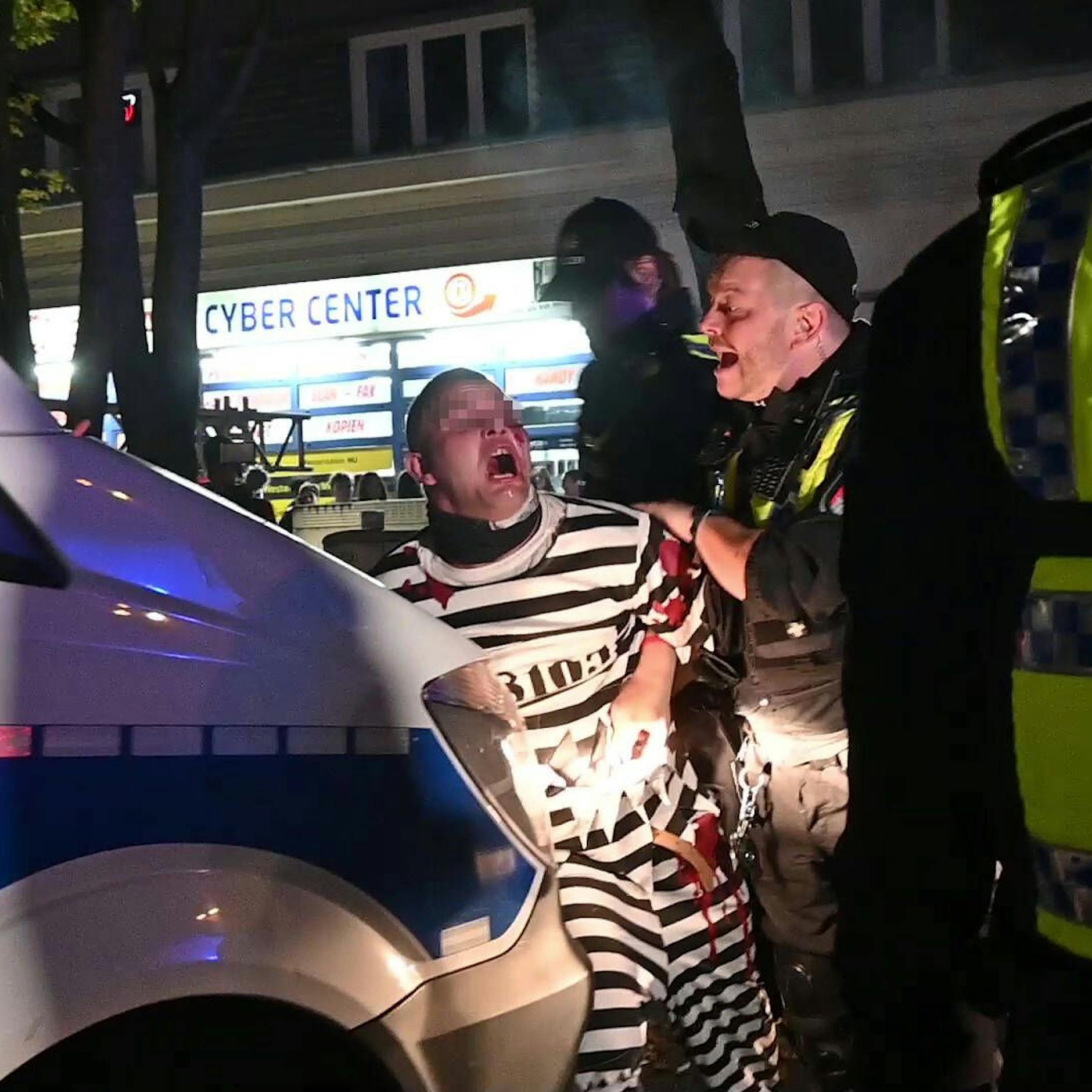 Randale drohen: Berliner Polizei rüstet zum Halloween-Großeinsatz