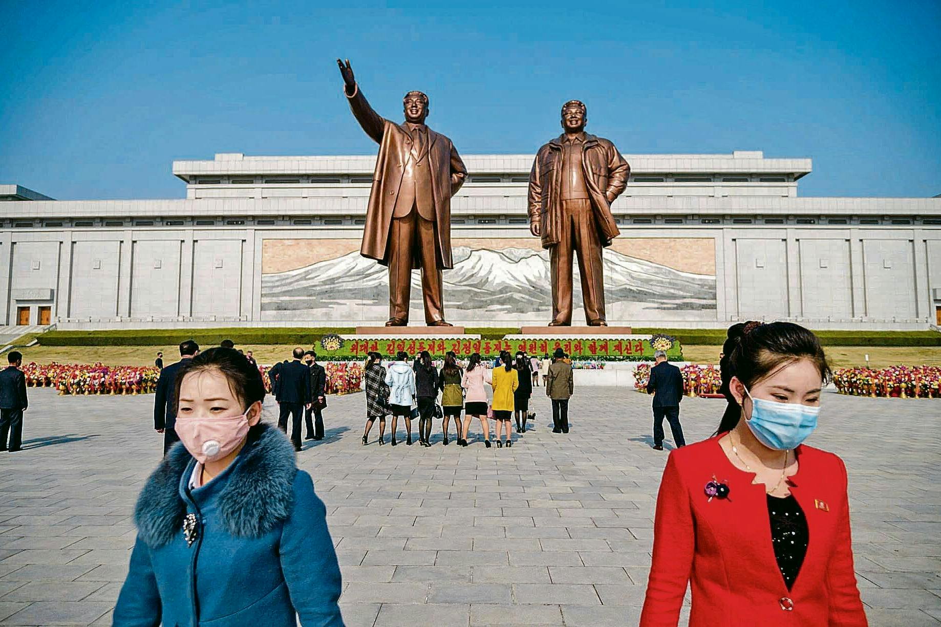 Nicht nur in Form von Skulpturen omnipräsent: Koreas Machthaber aus Vergangenheit und Gegenwart