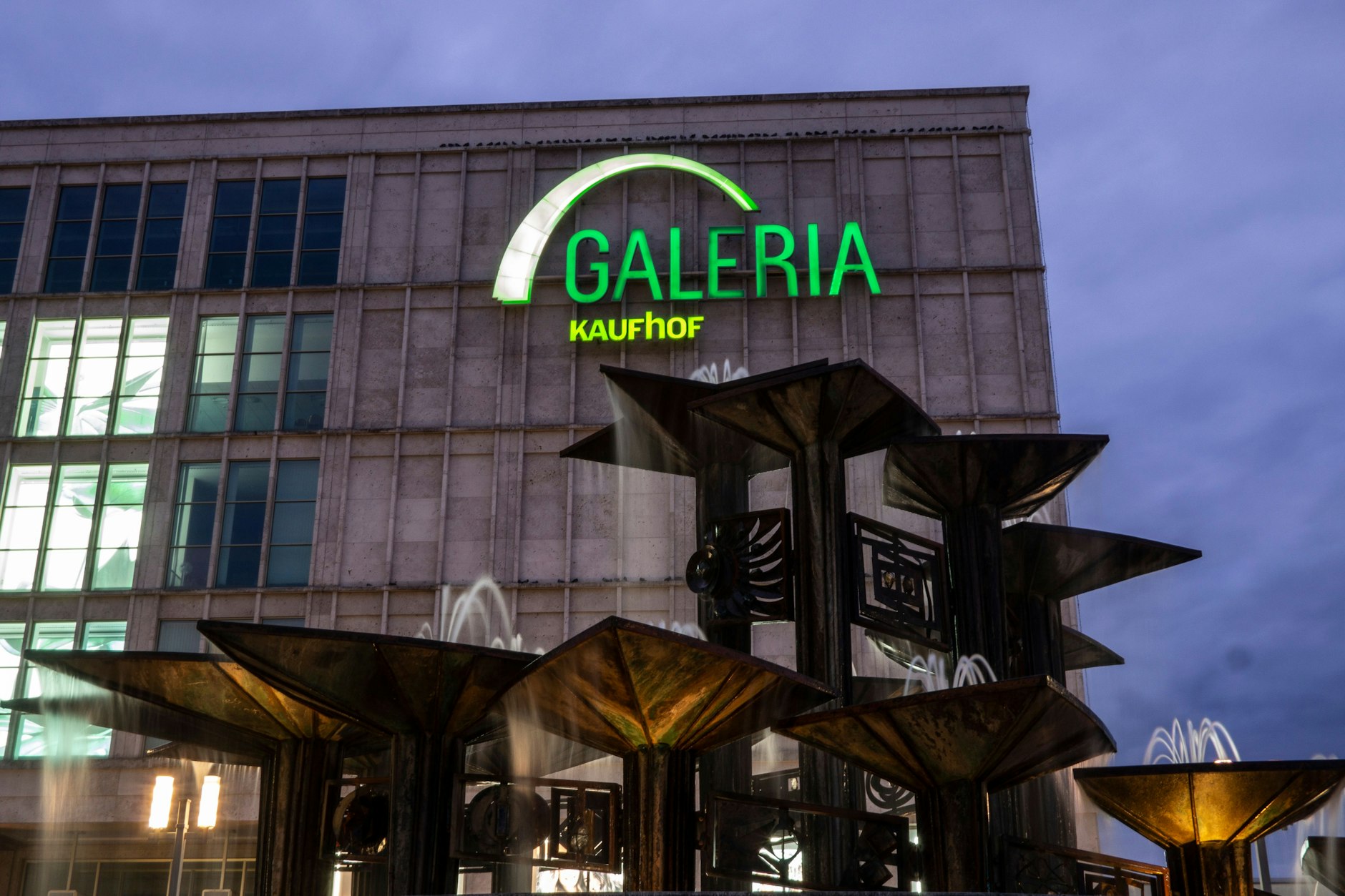 Galeria Kaufhof am Alexanderplatz muss raus: „Weiß nicht, was das noch werden soll mit Berlin“