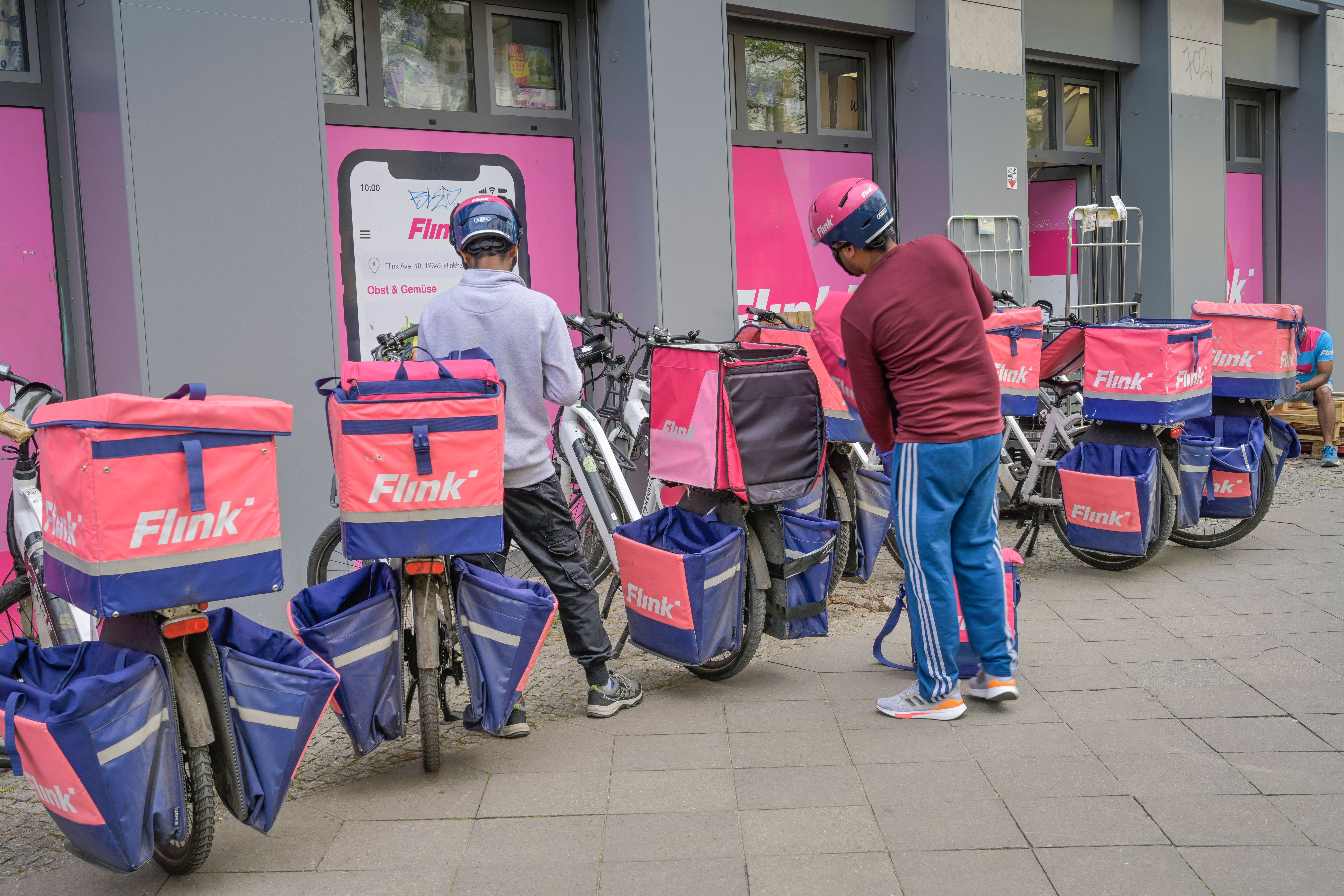 Flink, Uber Eats, Wolt: Wie Lieferdienste in Berlin ihre Fahrer ausbeuten