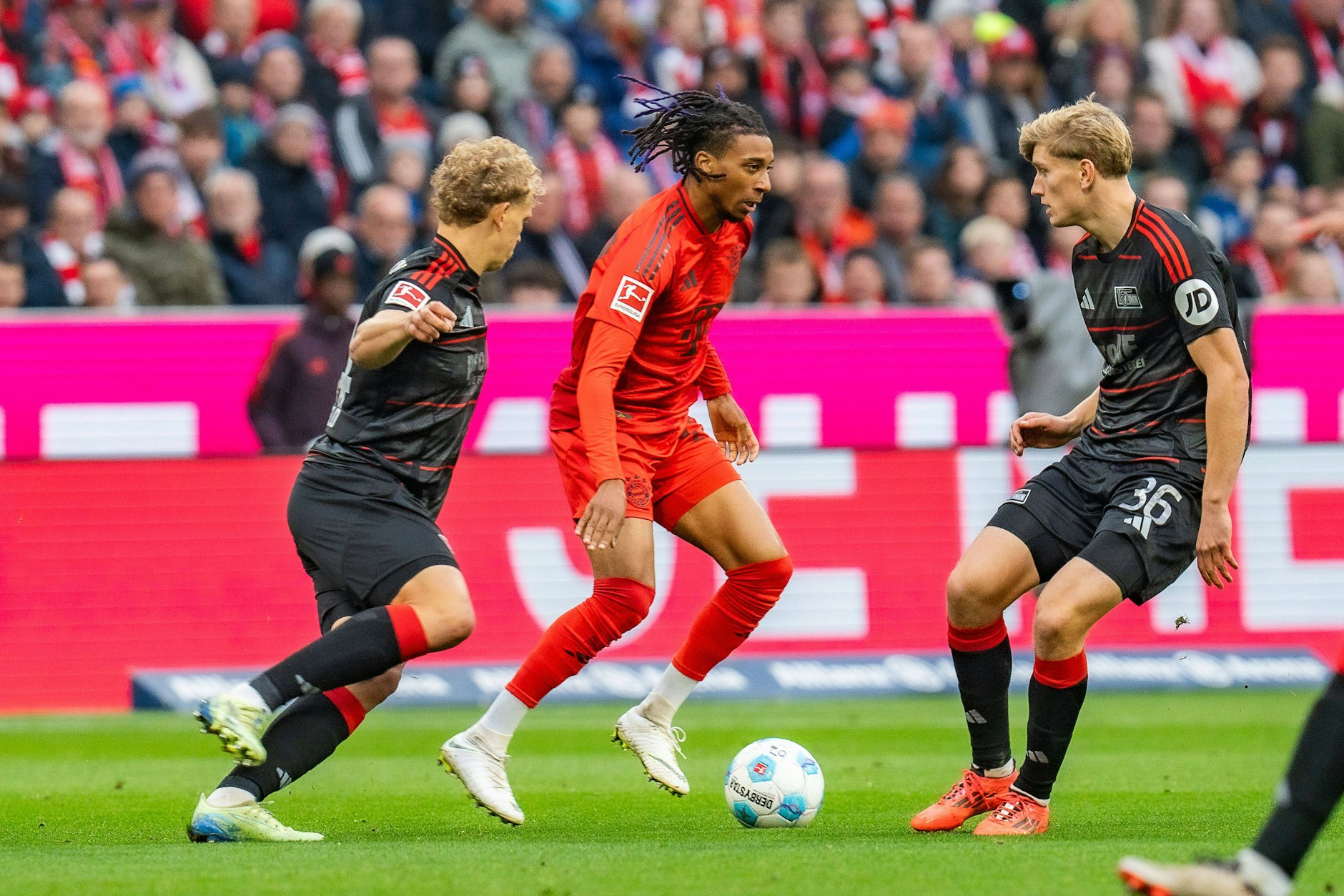 Der 1. FC Union gerät beim FC Bayern früh unter Druck.