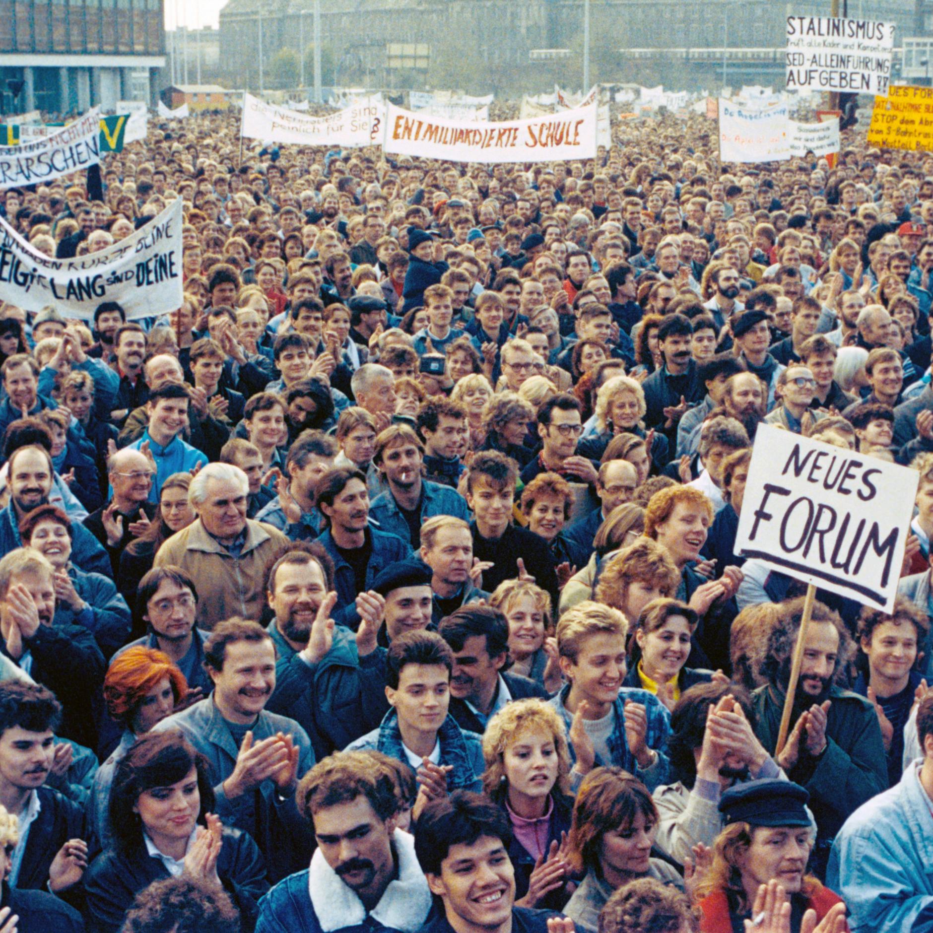 Image - Demo am 4. November 1989 am Alex: „Es sprachen Schauspieler, Schriftsteller, Leute von der SED“