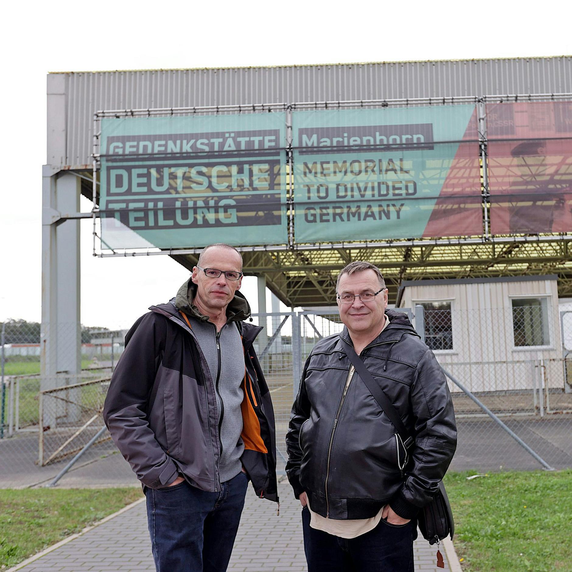 35 Jahre Mauerfall: Ehemaliger Grenzoffizier und DDR-Kritiker treffen erstmals aufeinander