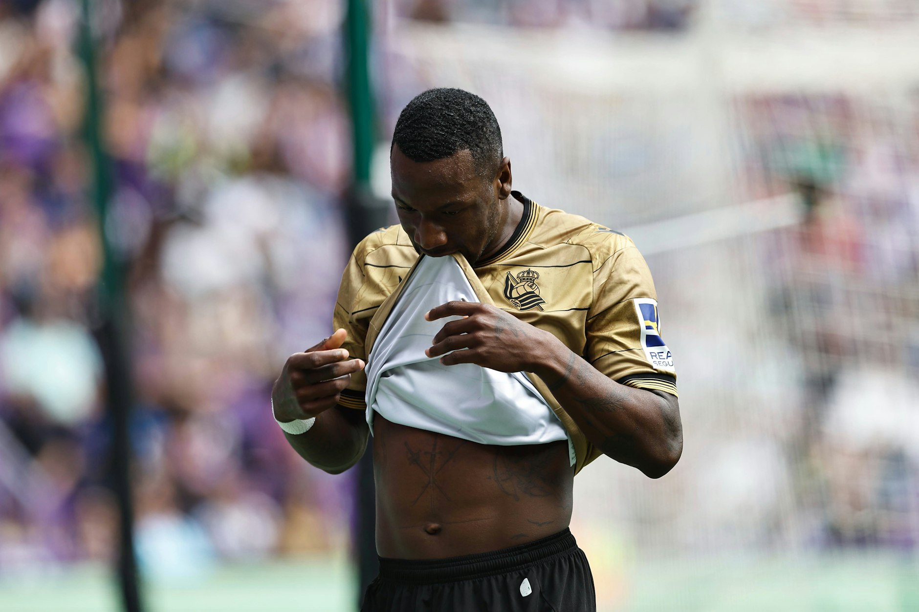 Sheraldo Becker erlebt bei Real Sociedad gerade eine sportlich schwierige Phase.