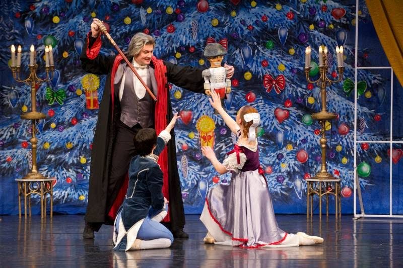 Mit Clara in die Traumwelt reisen: <em>Der Nussknacker</em> für Kinder und Eltern.
