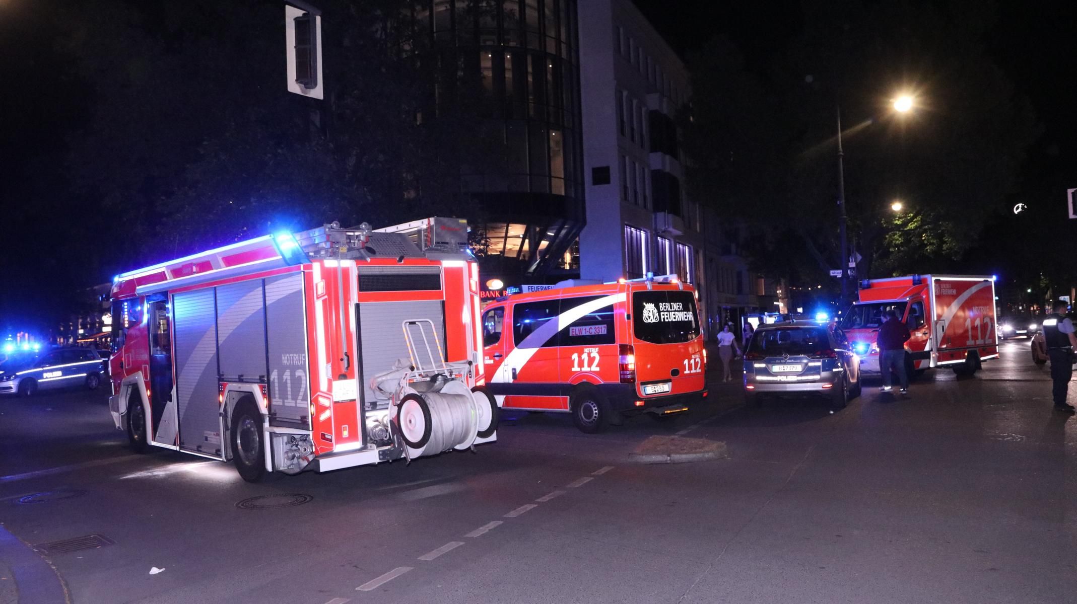 Zwei Unfälle mit Unfallflucht in Berlin-Wilmersdorf: Mann in Lebensgefahr