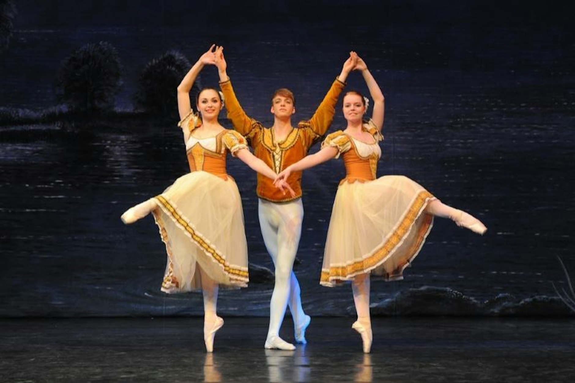 Das Prager Festspielballett entführt in das Wunderland des Verspielten und Romantischen, Märchenhaften und Träumerischen.