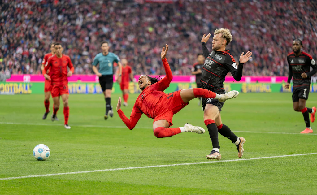 Benedict Hollerbach geçerli bir futbol bilgeliğini doğruladı
