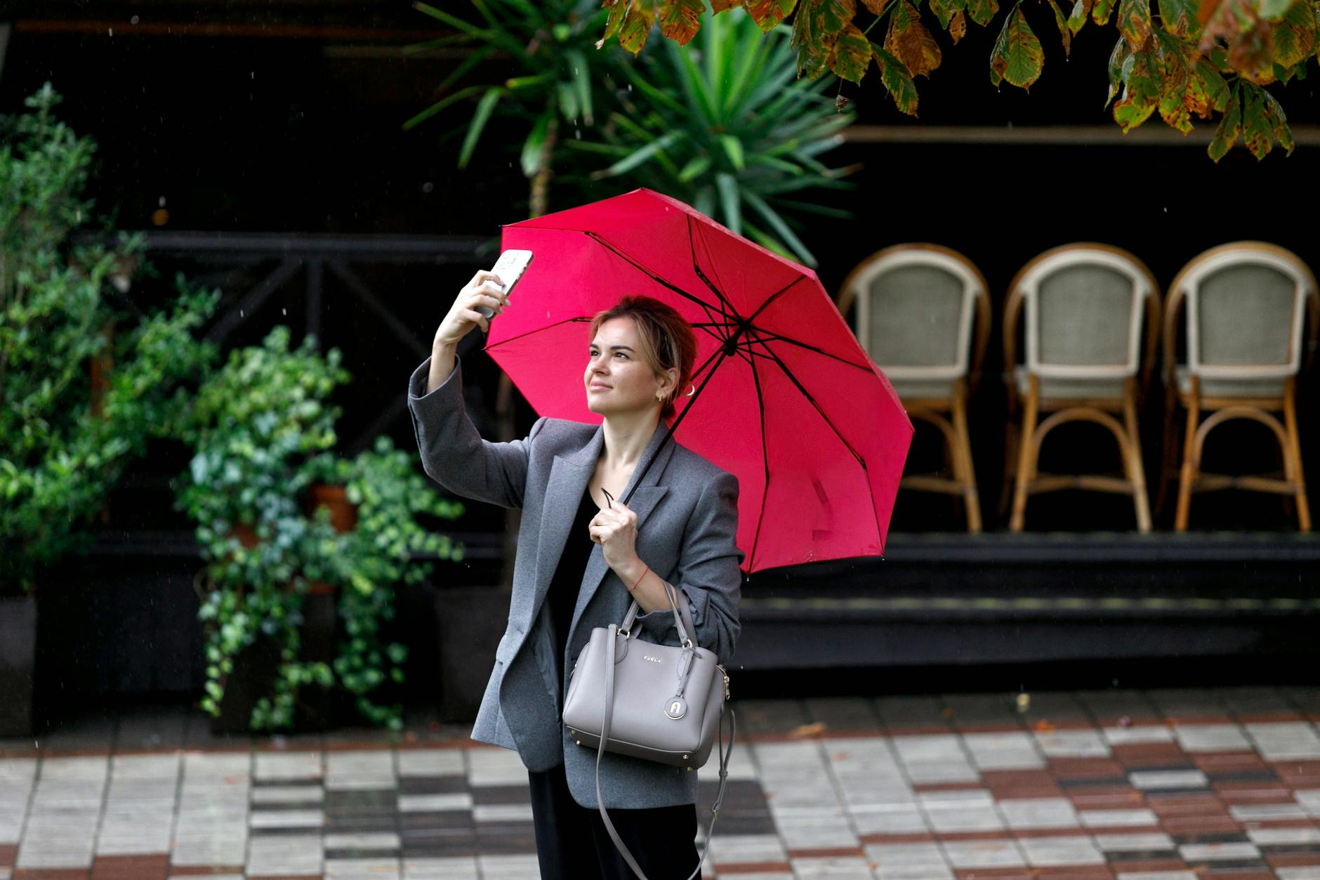 Finden Sie Ihre Mitte! Heute geht es laut Horoskop darum, Ihr inneres Gleichgewicht wiederherzustellen und in Ruhe voranzuschreiten.