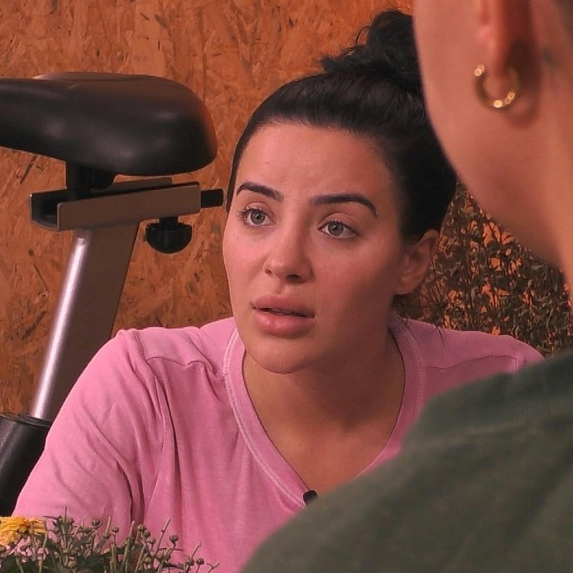 Nach „Promi Big Brother“: Leyla Lahouar rechnet mit Elena Miras ab