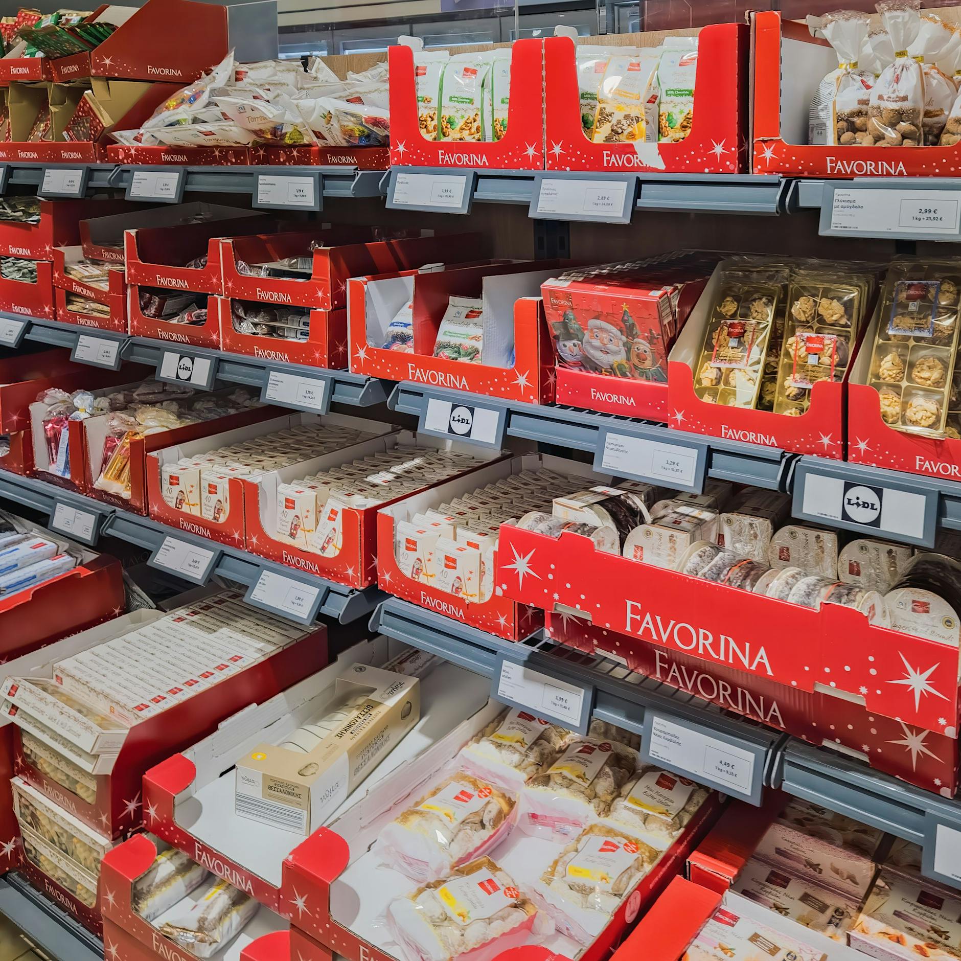 Discounter-Weihnachtsgebäck: DIESE Marken stecken in No-Name-Produkten