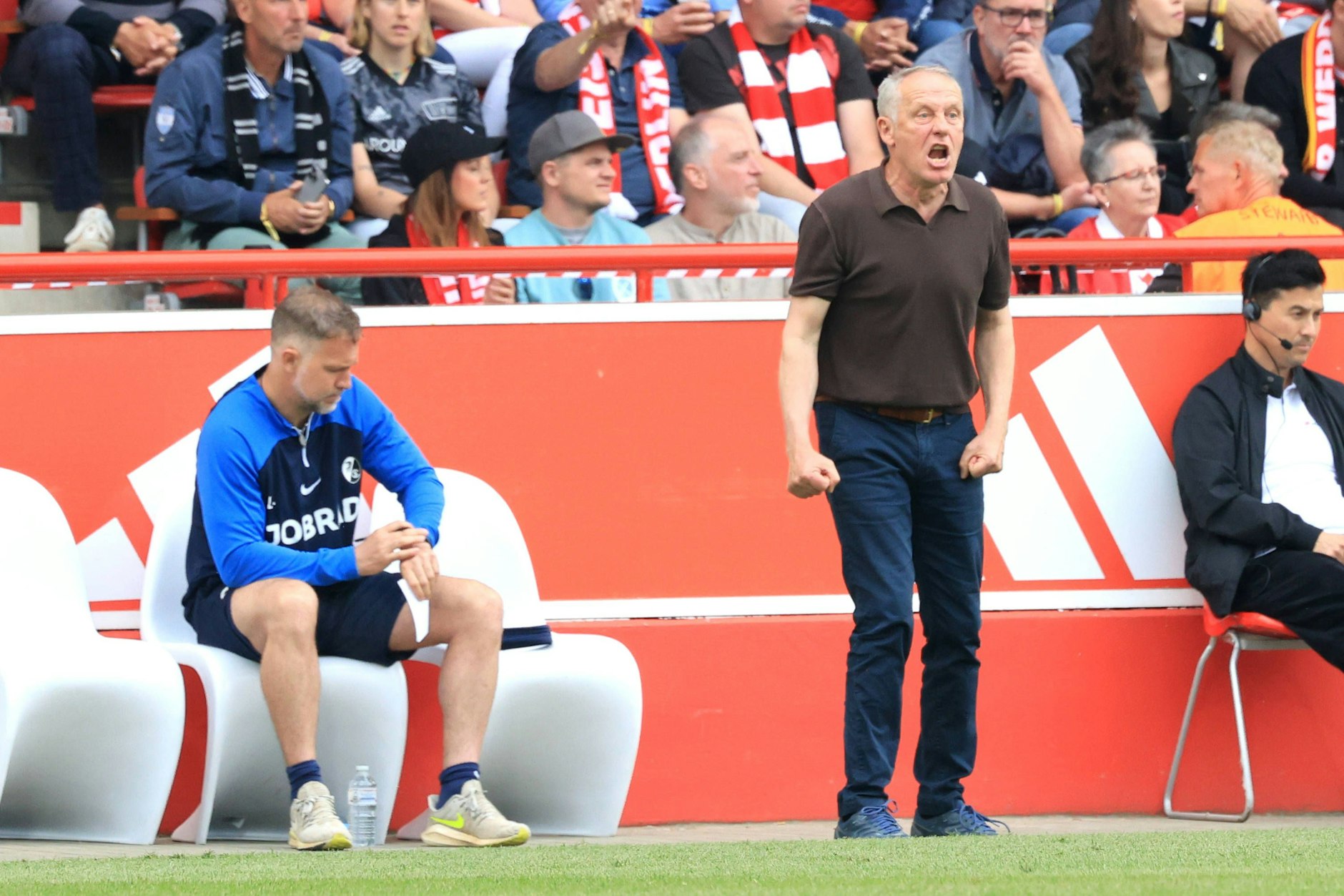 Verärgert: Christian Streich (59) musste in seinem letzten Spiel als Trainer des SC Freiburg beim 1. FC Union eine Niederlage einstecken.&nbsp;
