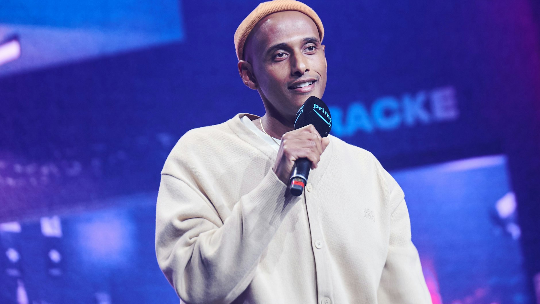 Wird Teddy Teclebrhan in der neuen Staffel Joko die Show stehlen?
