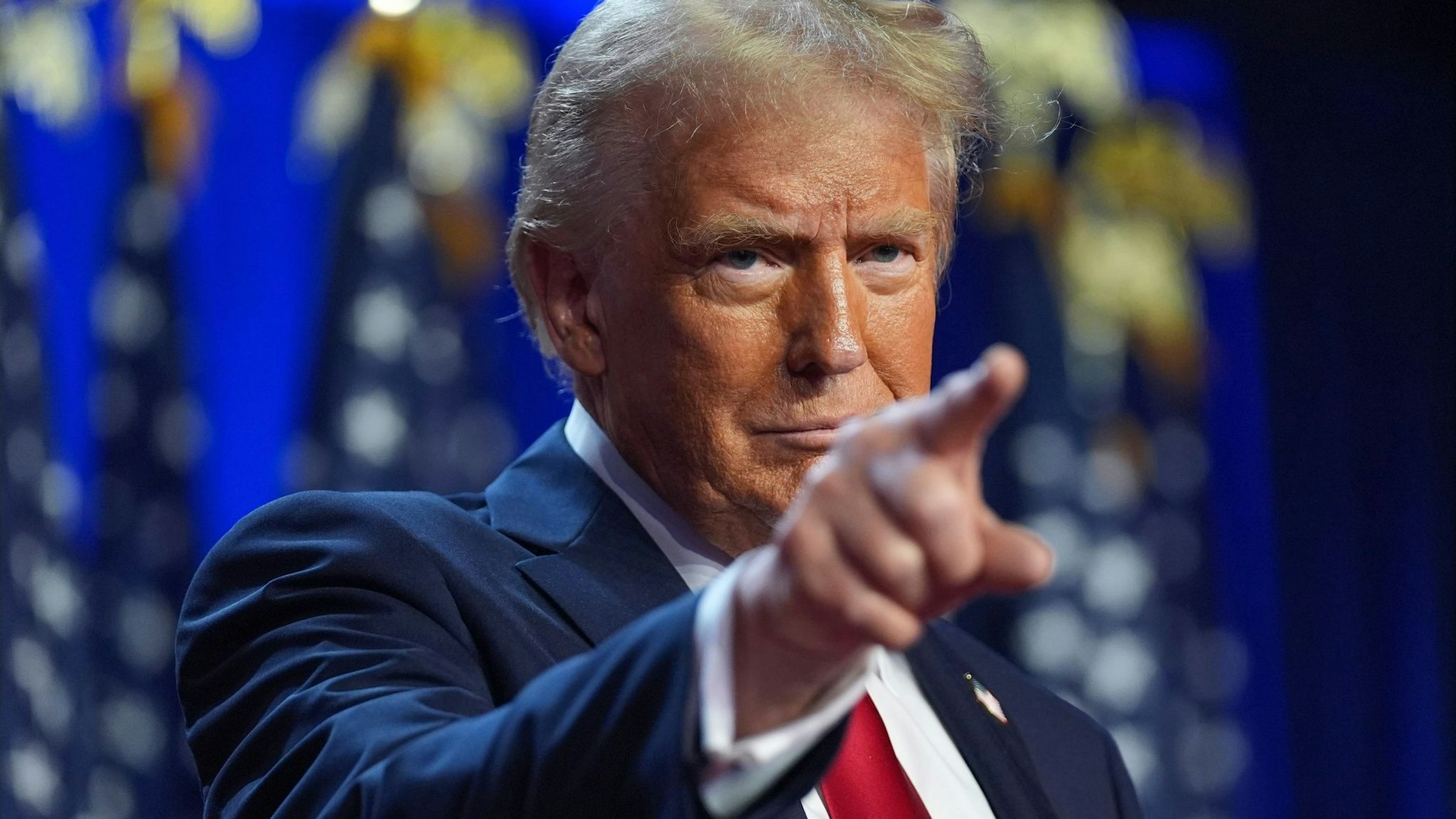  Donald Trump wurde erneut zum Präsidenten von Amerika gewählt. Das Horoskop lässt erahnen, was das bedeuten kann. 