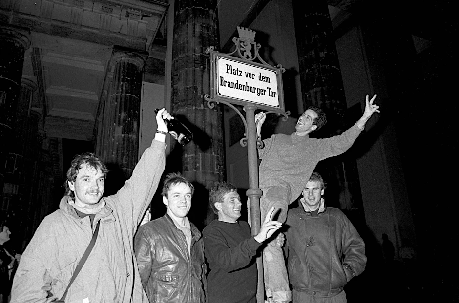 Der Mauerfall war eine Gesamtleistung der Ostdeutschen. Hier ein Bild aus dem legendären Jahr 1989.
