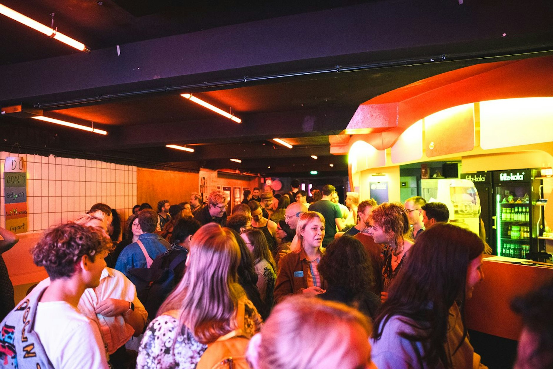 Bei den Lemonade-Queers-Partys gibt es an der SchwuZ-Bar eine Karte mit alkoholfreien Drinks.