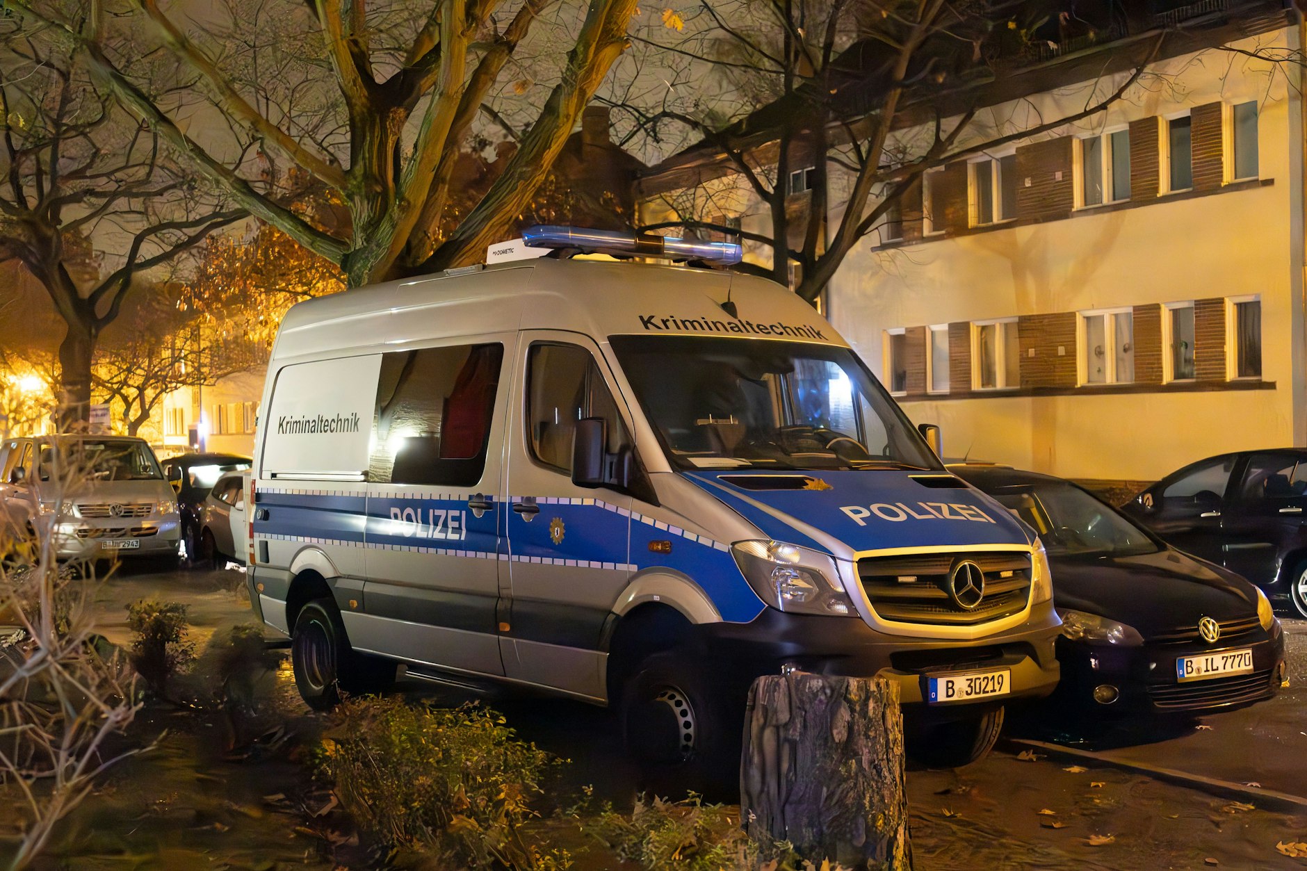 Die Kripo ist in der Köpenicker Siedlung Mittelheide im Einsatz. Hier soll es auch die Festnahme gegeben haben. 
