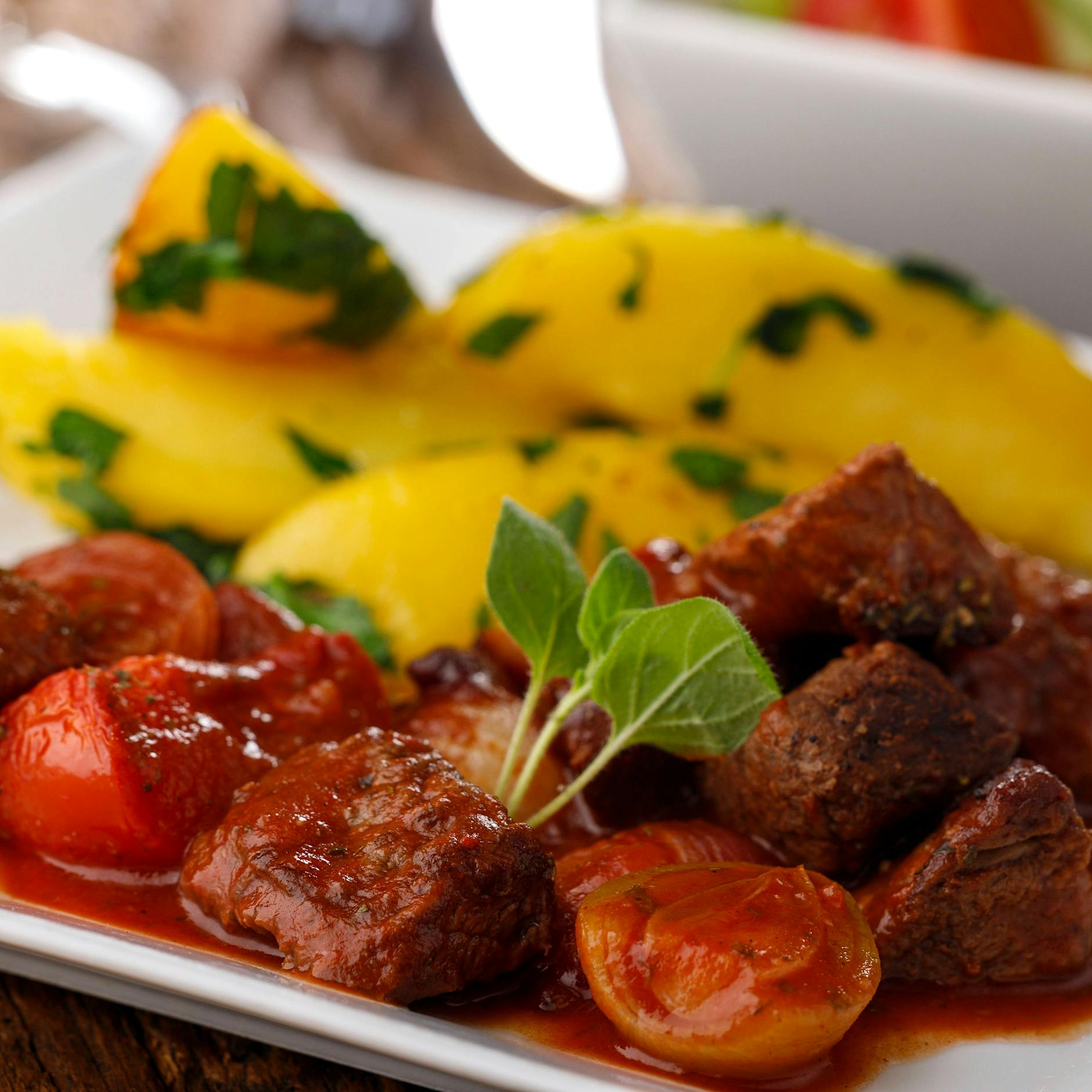 Rezept für Sächsisches Senffleisch: Der Ost-Klassiker mit Kartoffeln