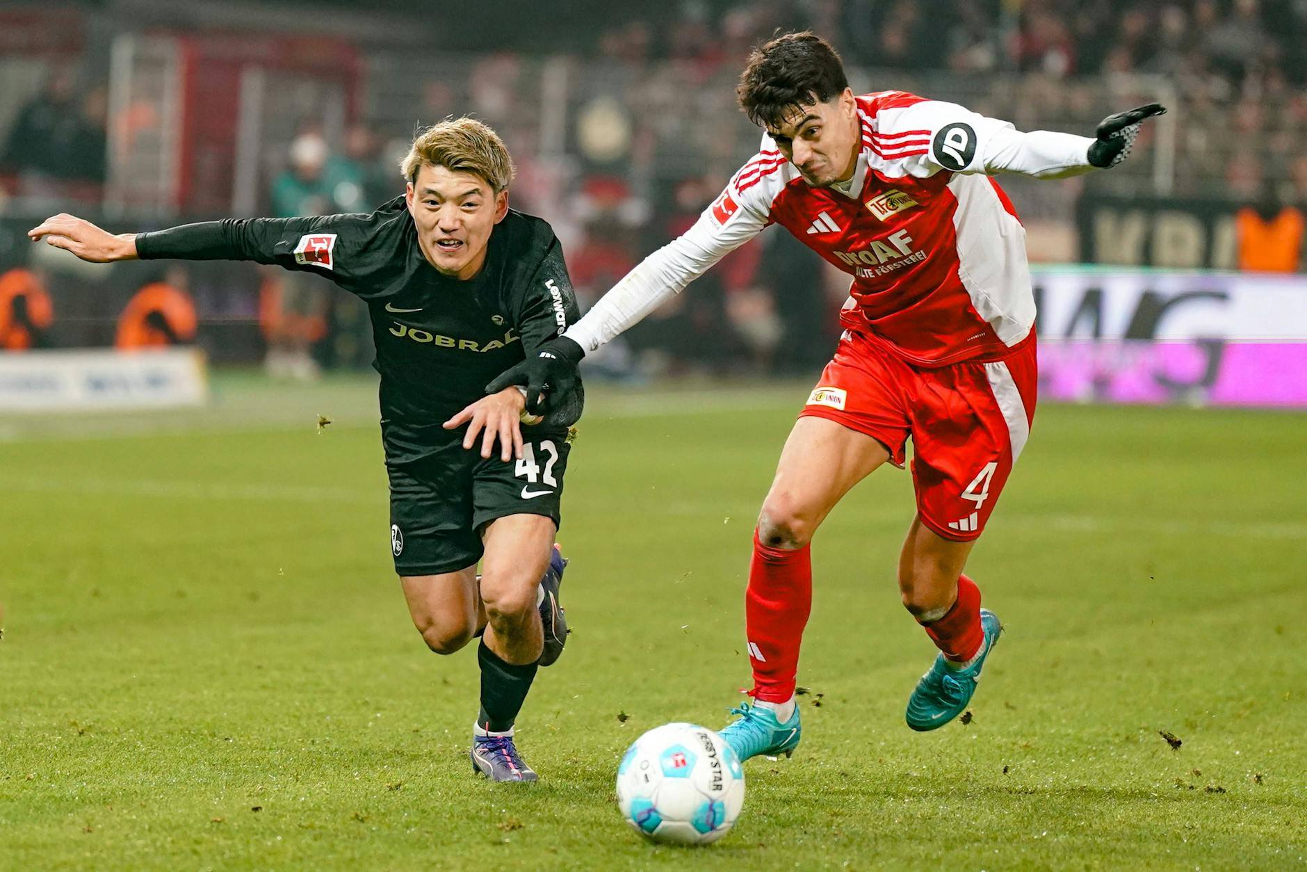 Kein Vorbeikommen: Diogo Leite und die anderen Profis des 1. FC Union taten sich gegen den SC Freiburg schwer.