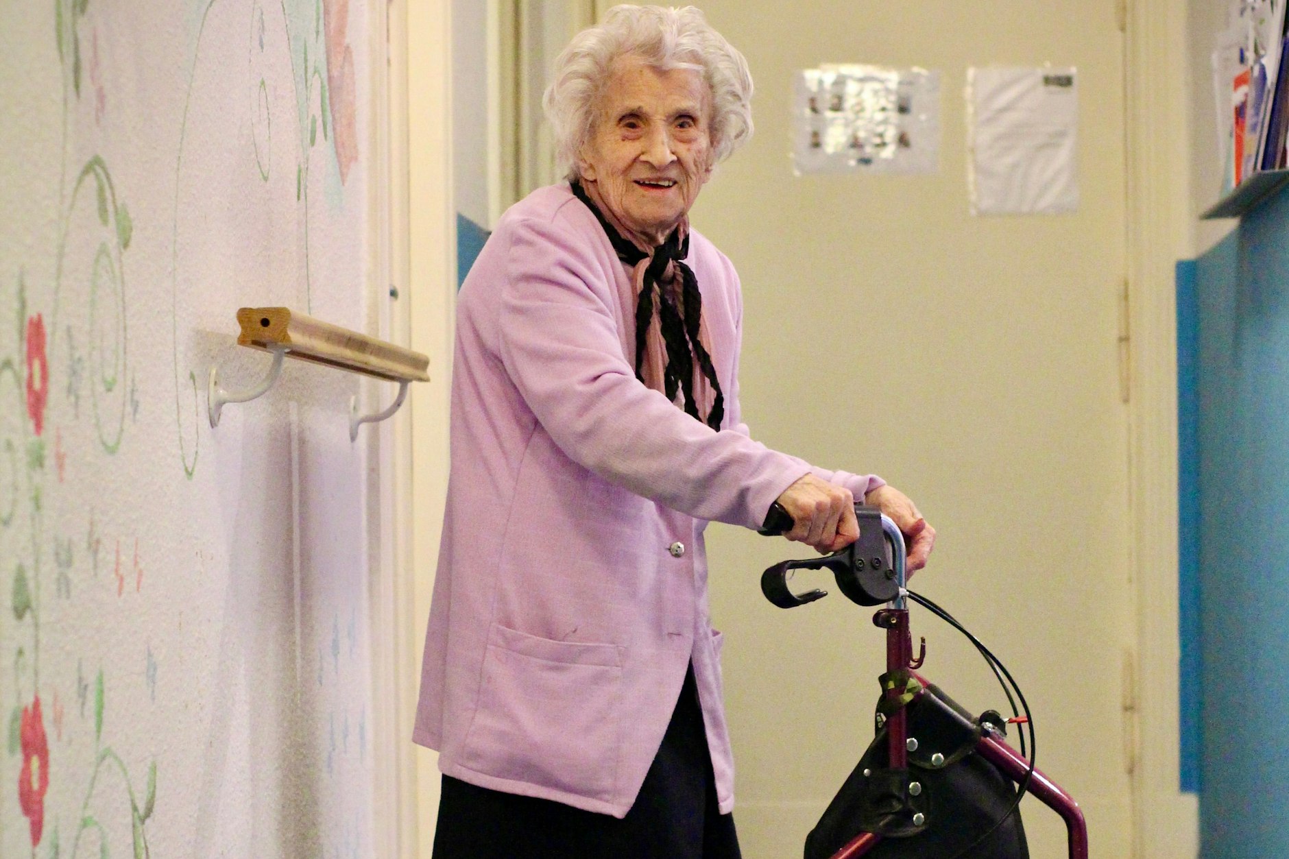 Große geschichtliche Ereignisse, Liebe und Trauer – und viel Tanz, Gelächter und Butter aufs Brot. Gertrud Oertel ist 1914 in Seddin geboren und in Michendorf aufgewachsen. Nach Berlin ist sie für ihren Beruf bei der Bahn gezogen. So war das 110-jährige Leben der Berlinerin.