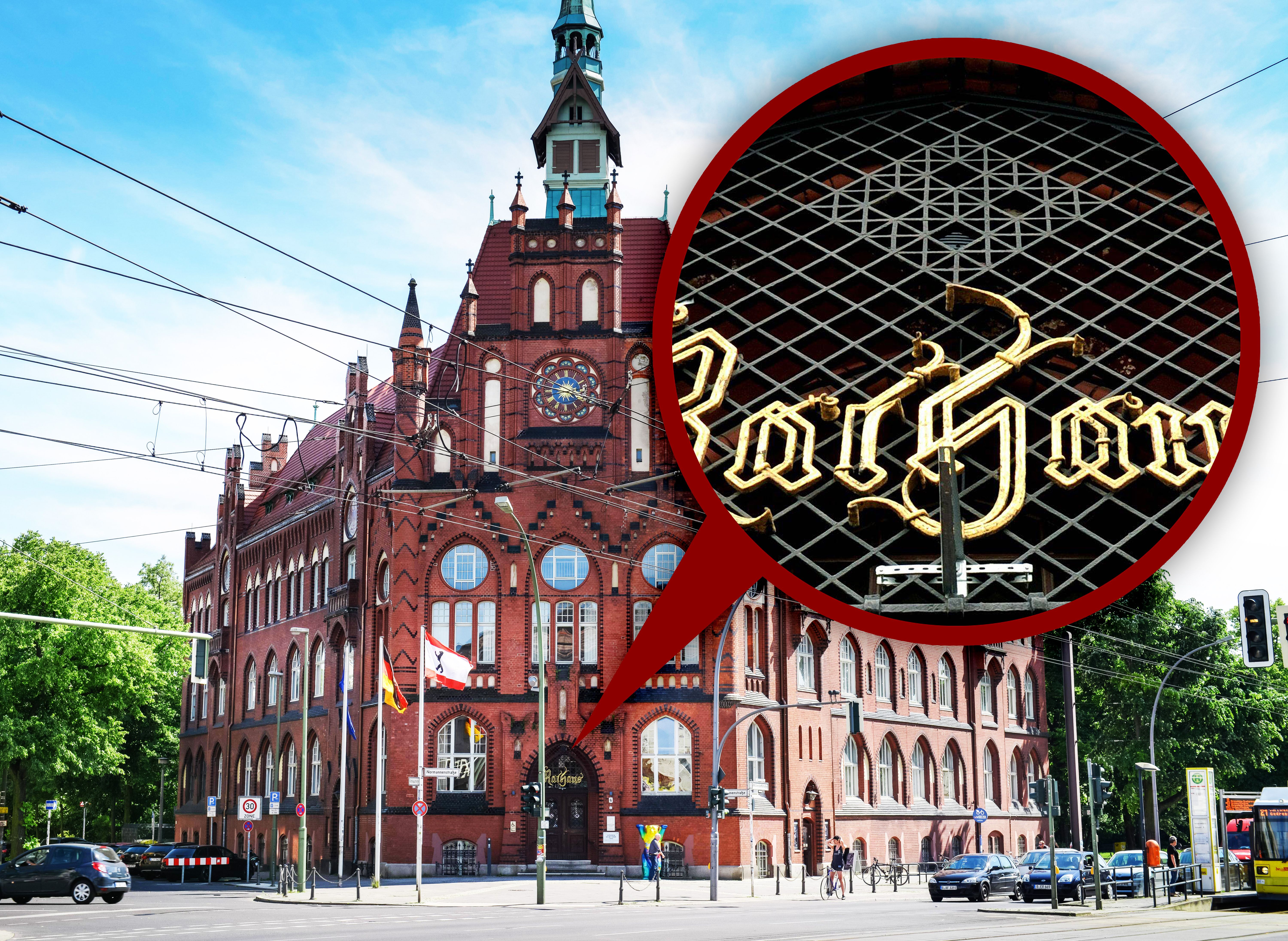 Hakenkreuz am Rathaus Lichtenberg: Kommt das Nazi-Relikt jetzt weg?