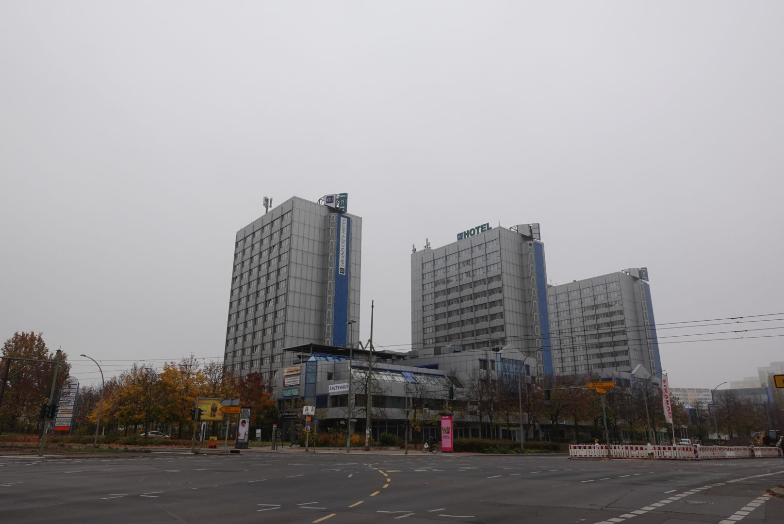 Hier hat am Montag ein Flüchtlingsheim für 780 Menschen eröffnet