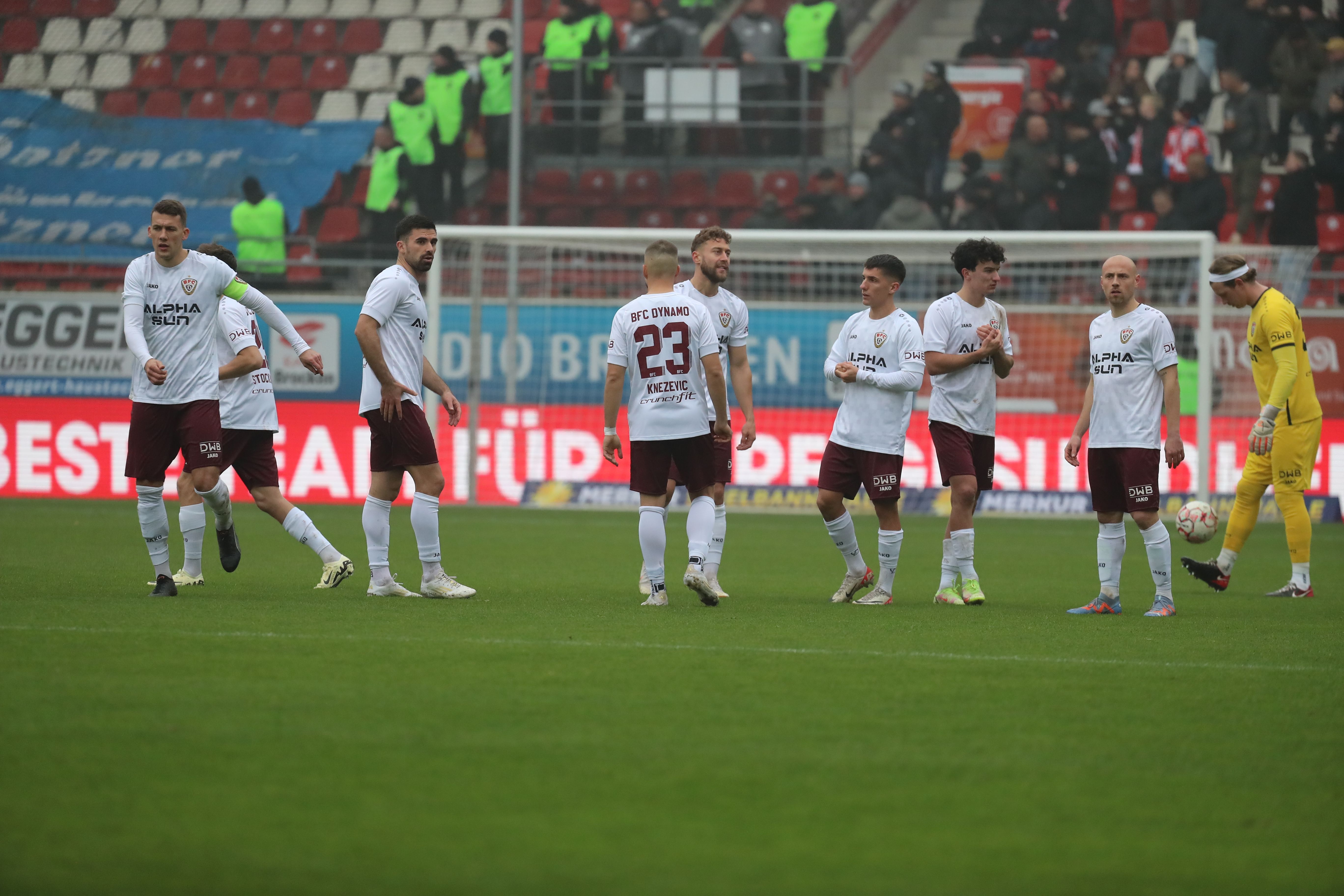 Image - BFC Dynamo verliert 0:2 in Halle und auch noch zwei Spieler