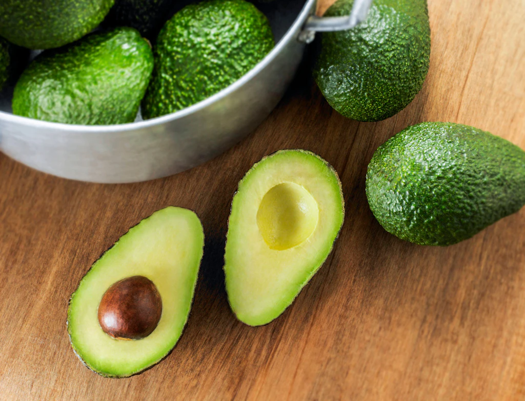 So werden harte Avocados weich! 3 schlaue Tricks