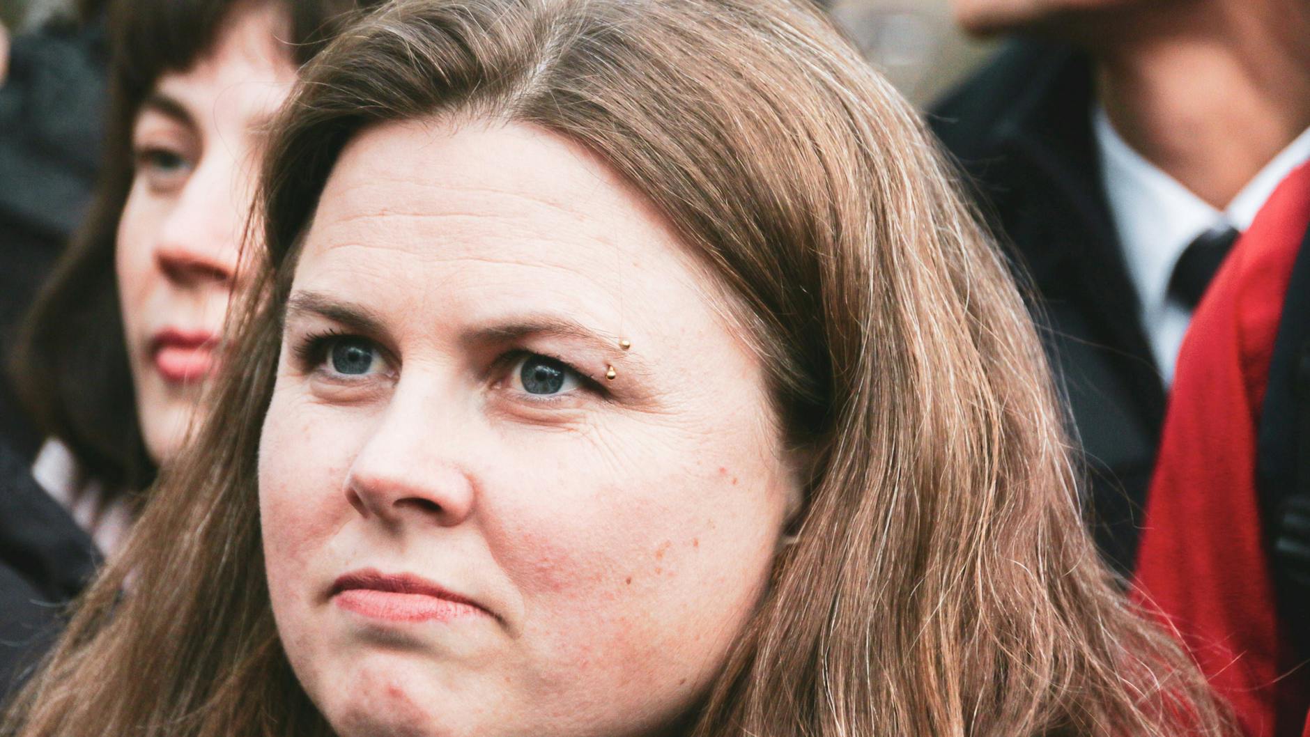 Kreuzbergs Bürgermeisterin Clara Herrmann gelobt im Post-Chaos Besserung.