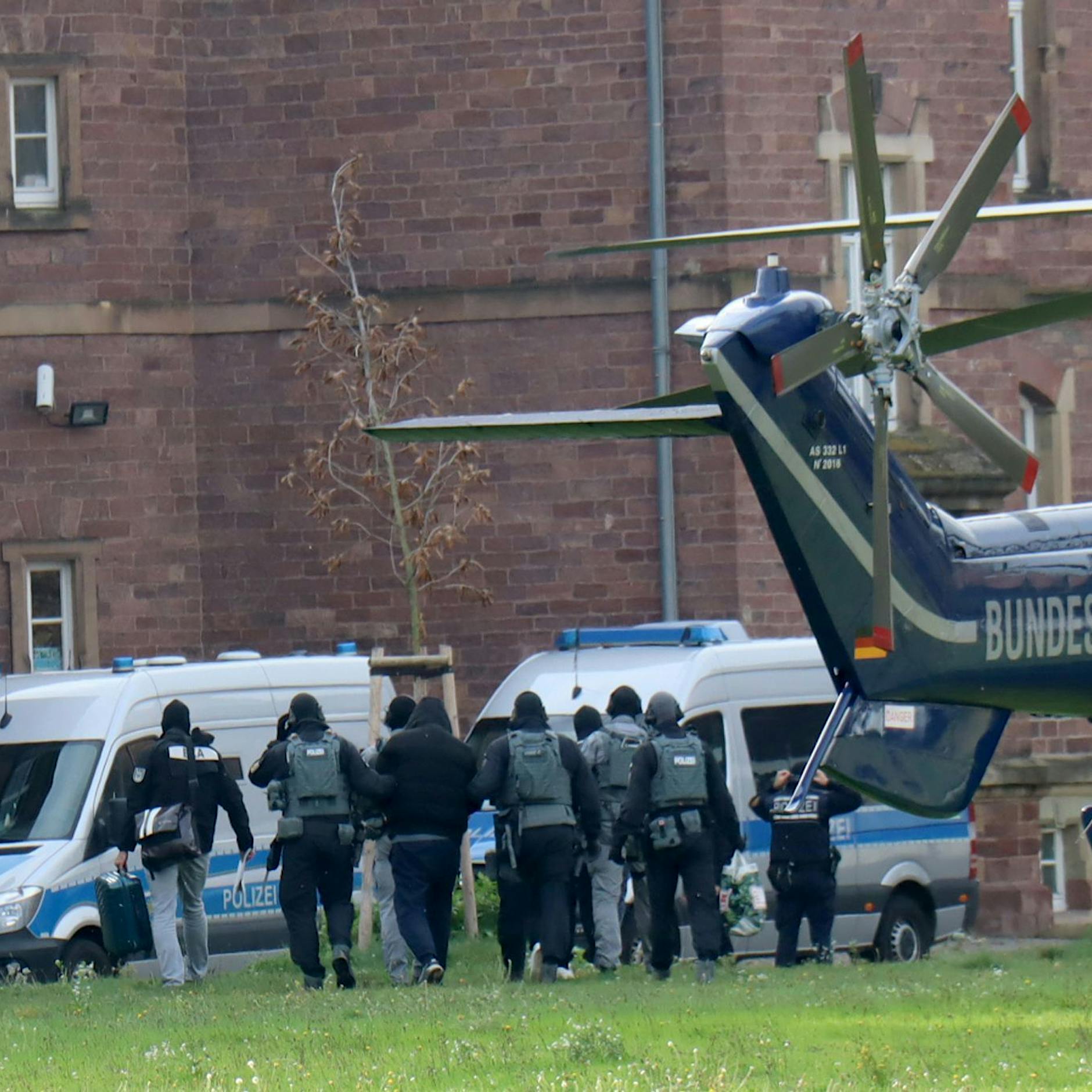 Ex-Finanzsenator Peter Kurth aus Berlin soll Rechtsextremisten Kredit gewährt haben