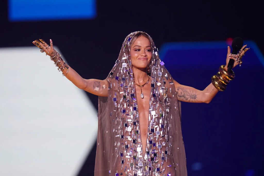 Rita Ora, Liam Payne için gözyaşı döktü