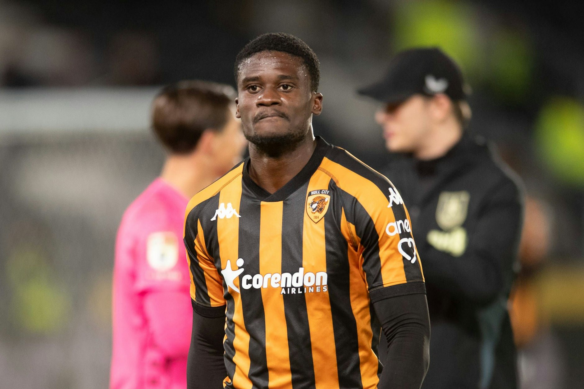 Hat in England nichts zu lachen: Unions Stürmer Chris Bedia (28) hat seinen Torriecher auch bei Zweitligist Hull City nicht wiedergefunden.