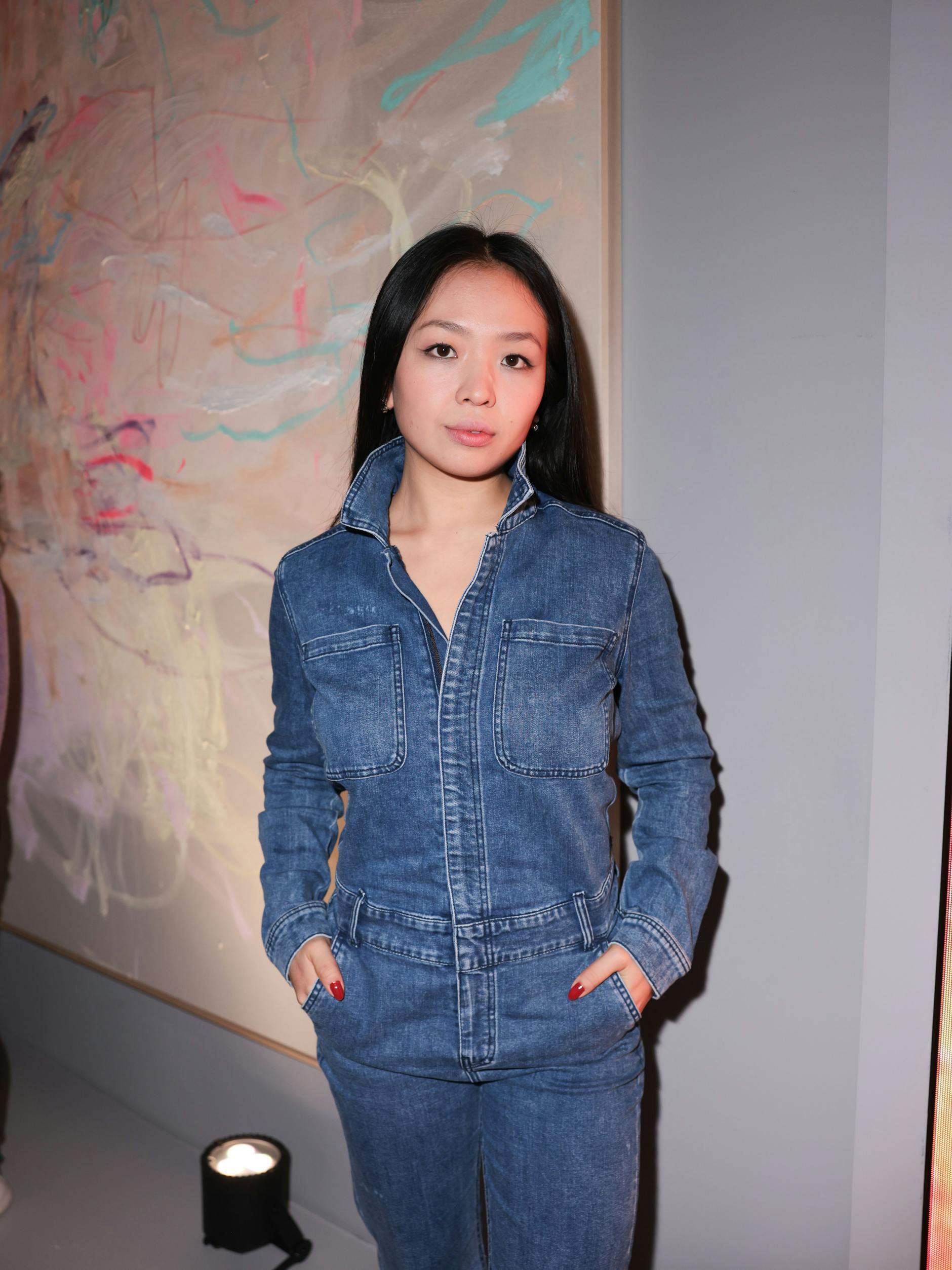 „Maxton Hall“-Star Andrea Guo kam ebenfalls zur Kiko-Milano-Store-Eröffnung in Berlin.