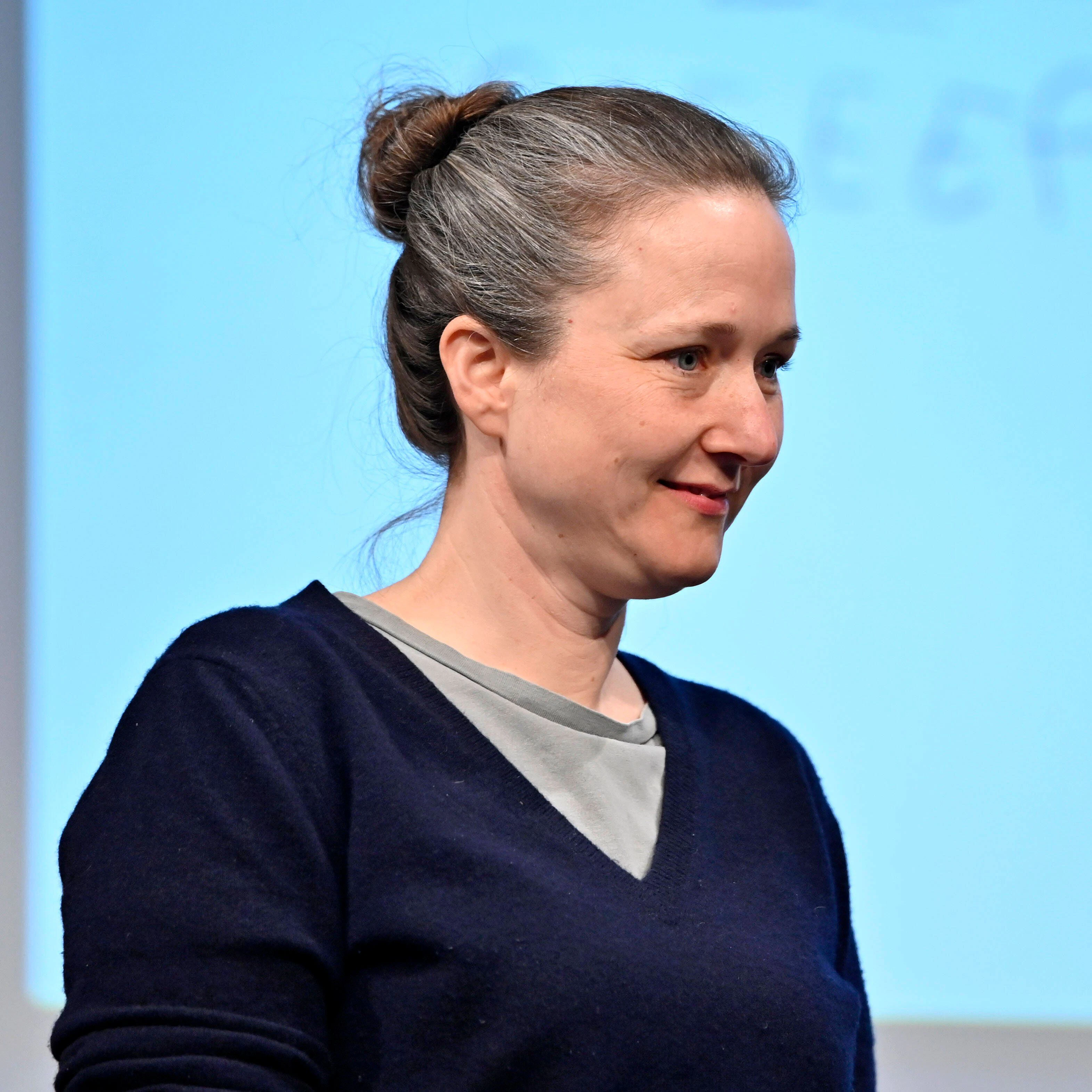 Eva von Mühlenfels ist die Ehefrau von Bernhard Hoëcker.
