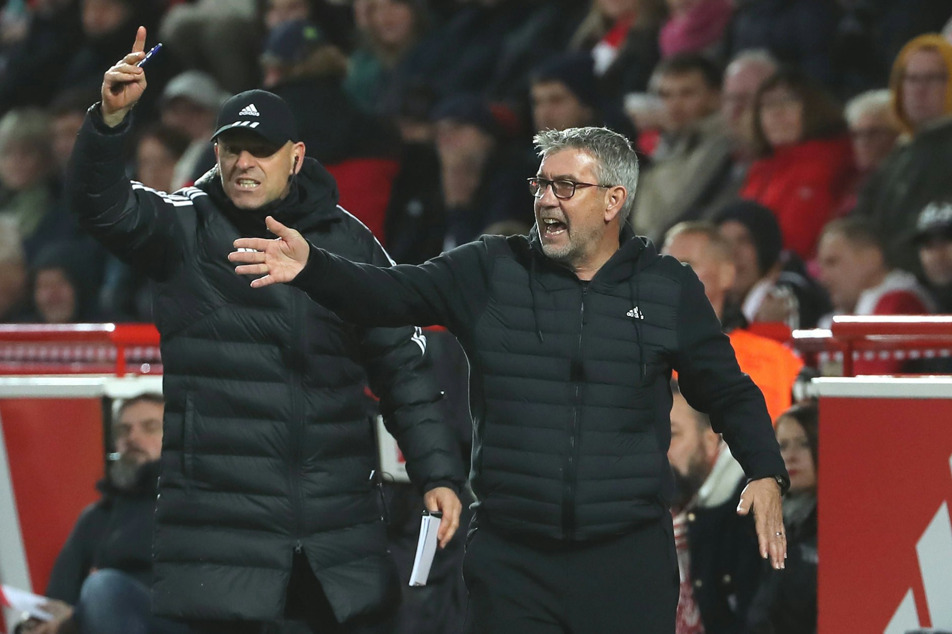 Ex-Union-Coach Urs Fischer (58) und Co-Trainer Markus Hoffmann (52, l.) juckt es in den Fingern. Das Duo will am liebsten wieder in der Bundesliga arbeiten.