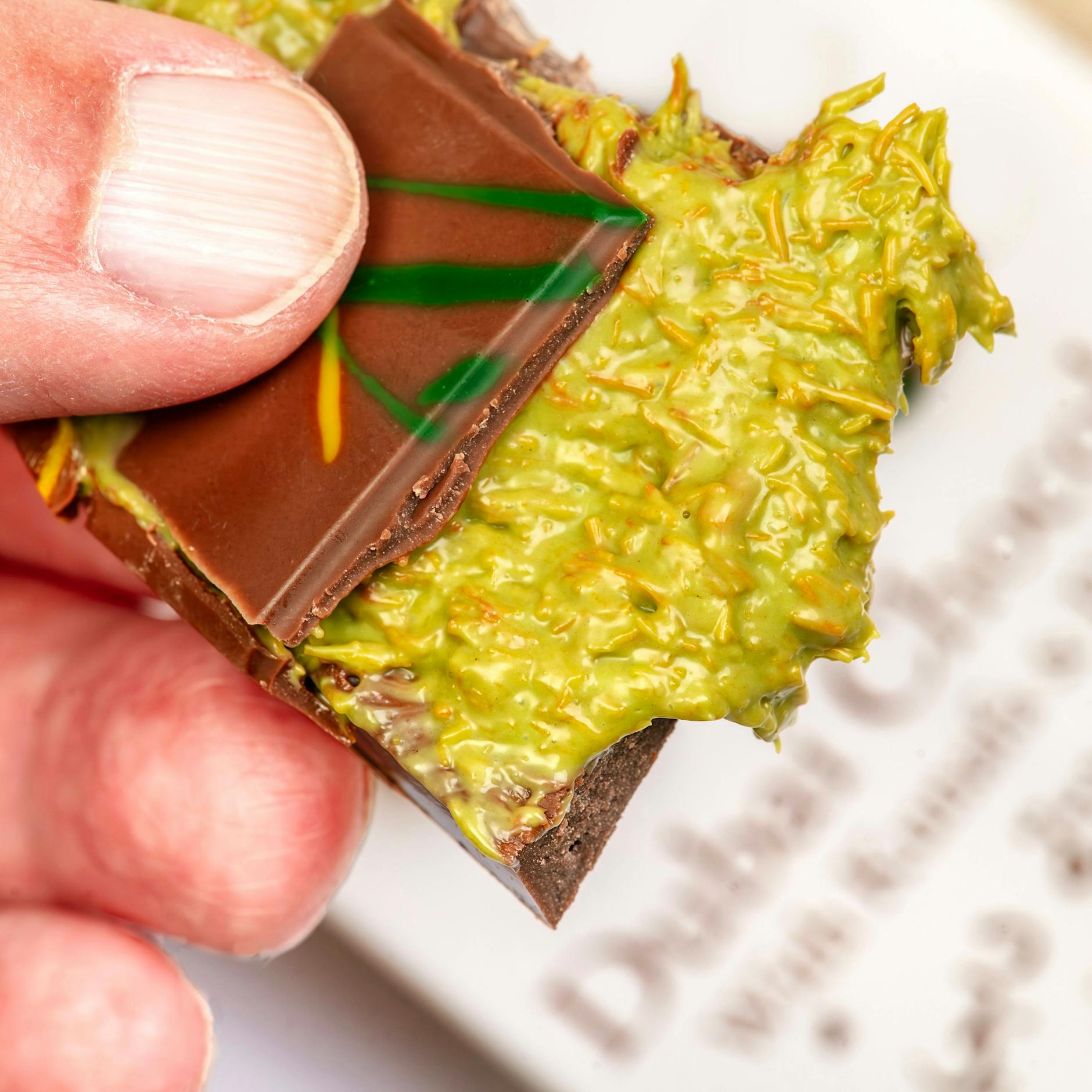 Konditorin rechnet vor: Wer Dubai-Schokolade kauft, ist richtig doof!