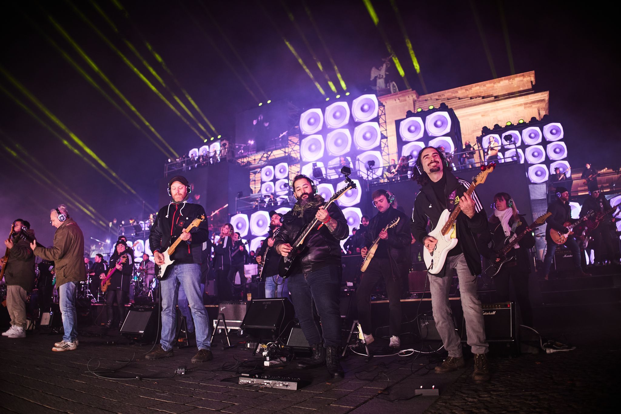 Die Mauer, 700 Musiker und ein Traum – die Geschichte hinter dem Konzert