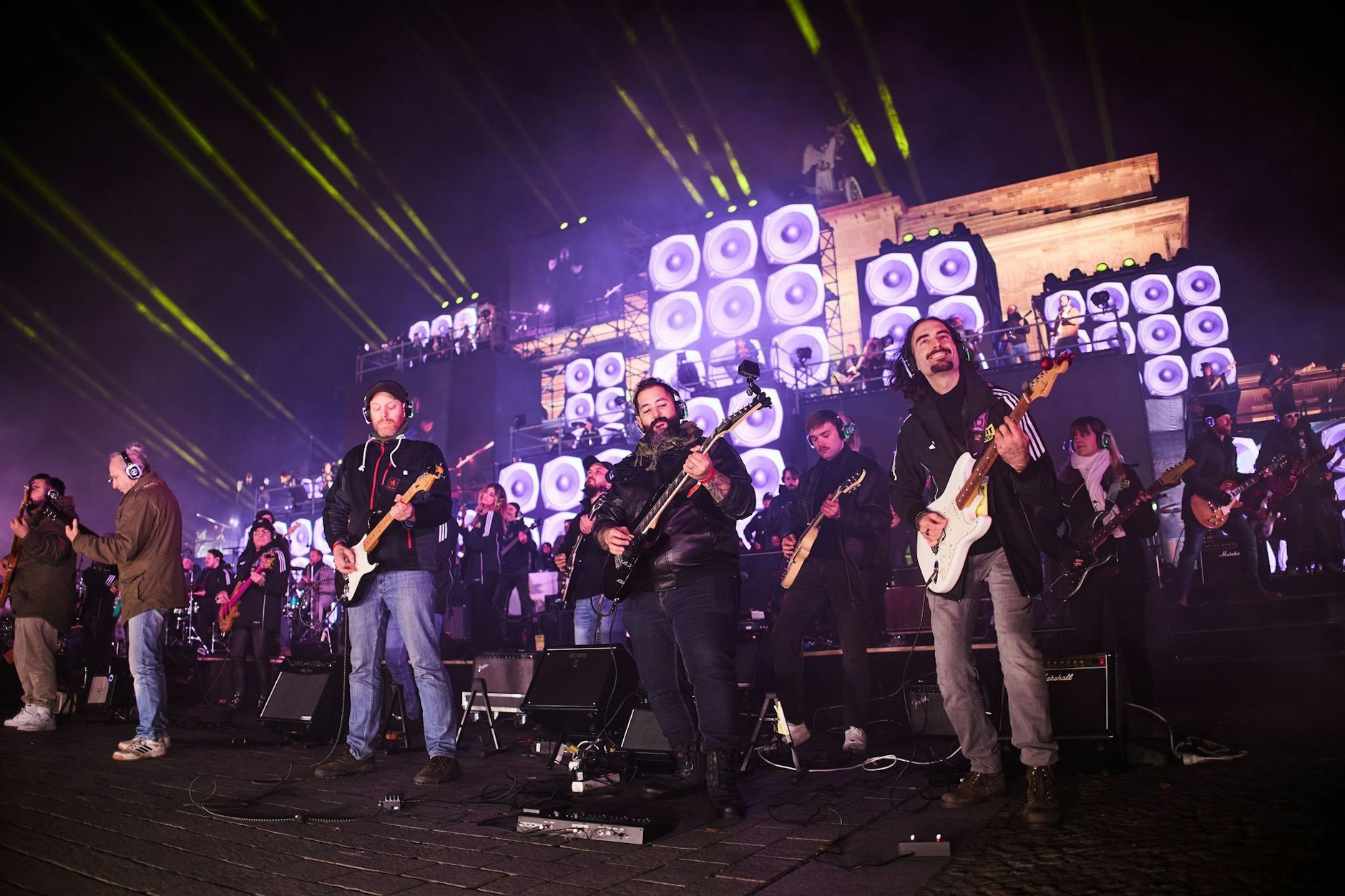 Anlässlich des Mauerfalls vor 35 Jahren spielten 700 Musiker.
