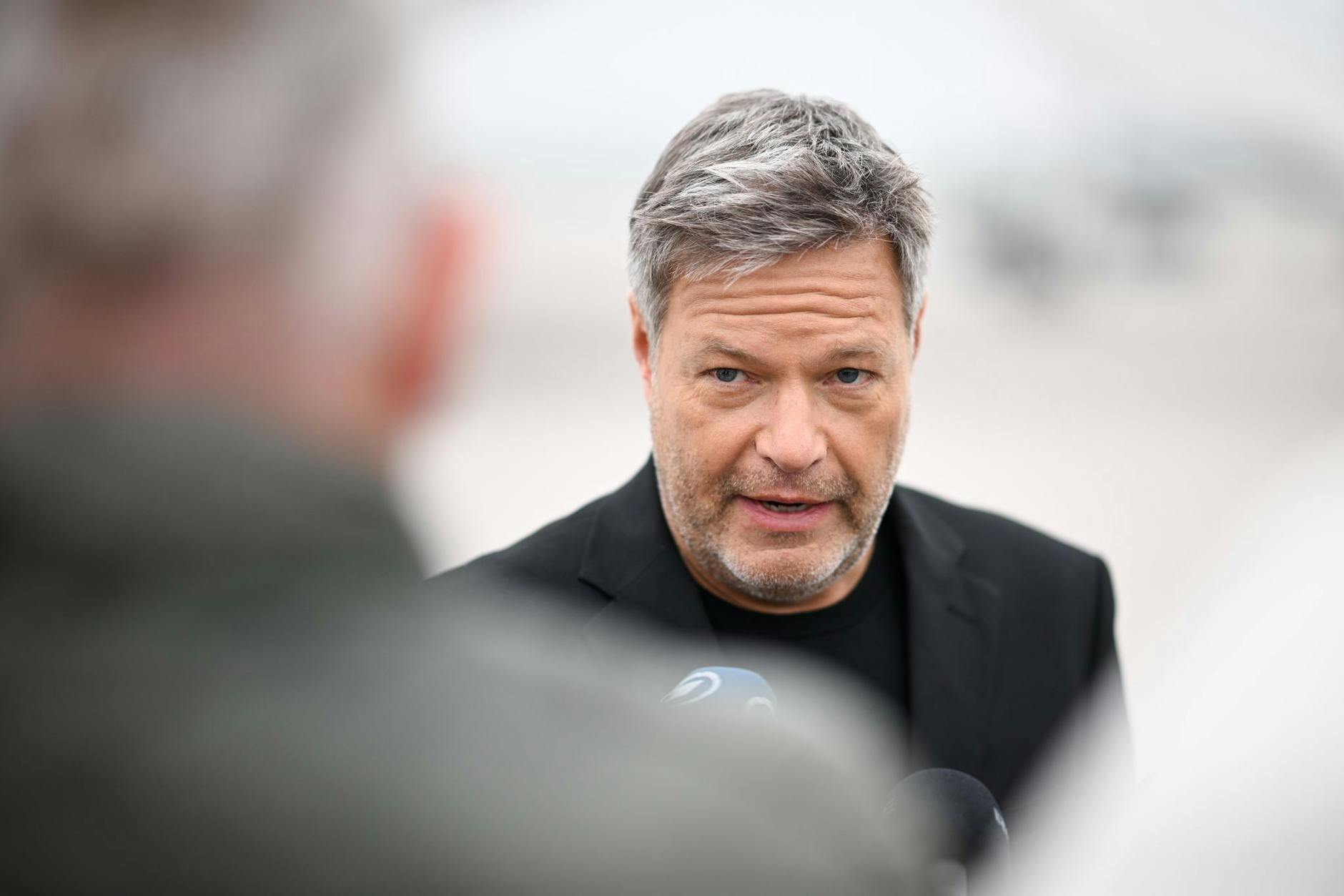 Bundeswirtschaftsminister Robert Habeck Anfang der Woche in Portugal.