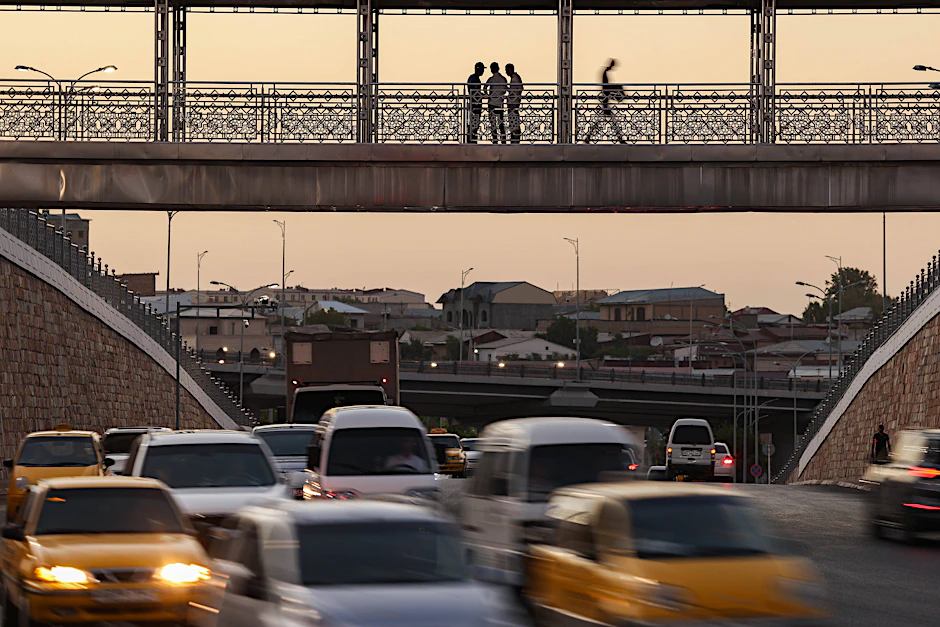 Der Verkehr in Samarkand, Usbekistan