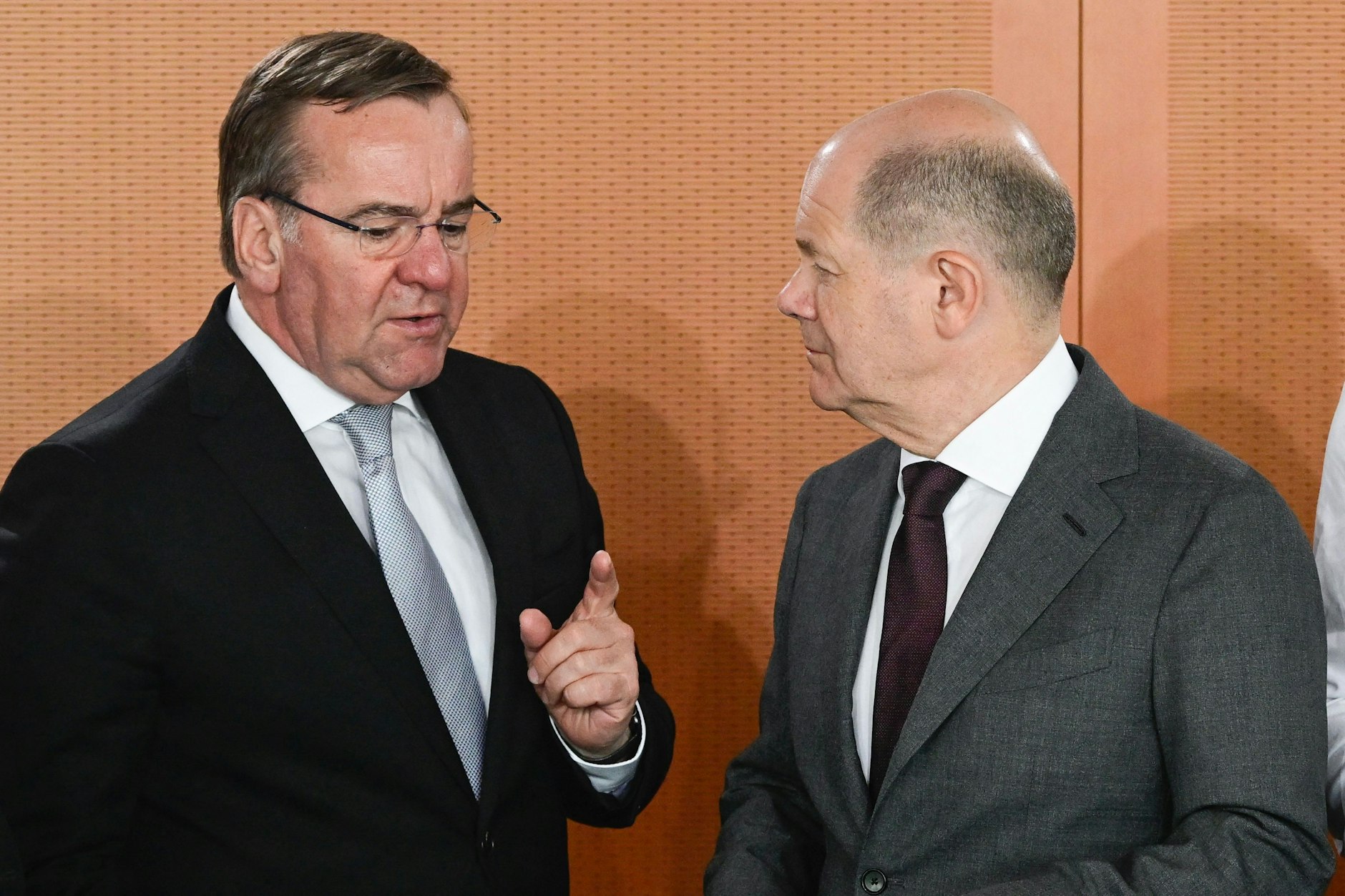 Boris Pistorius steht bisher loyal zu Kanzler Olaf Scholz.