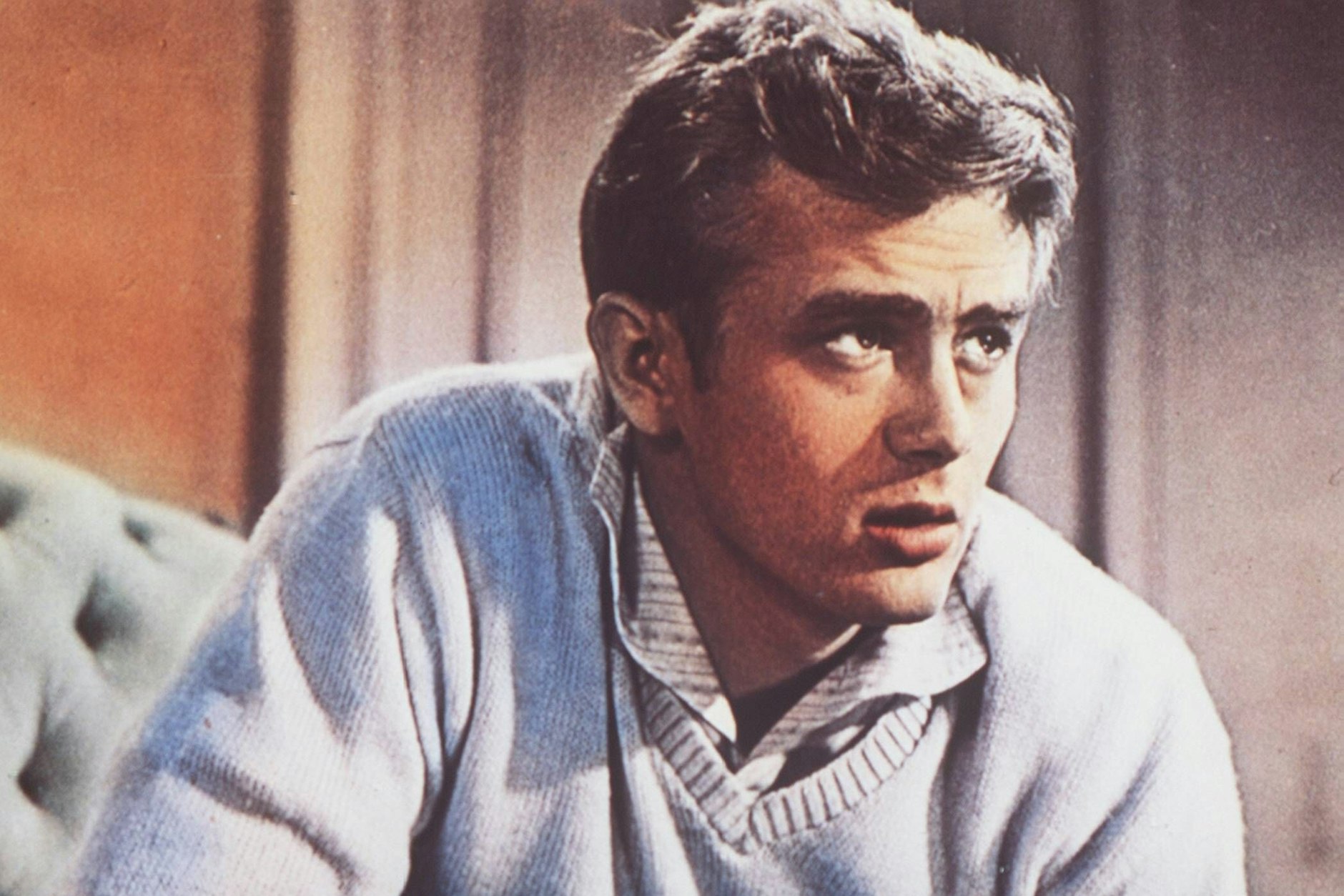 James Dean war der große Frauenschwarm Hollywoods, seine wahre sexuelle Orientierung musste er verheimlichen.