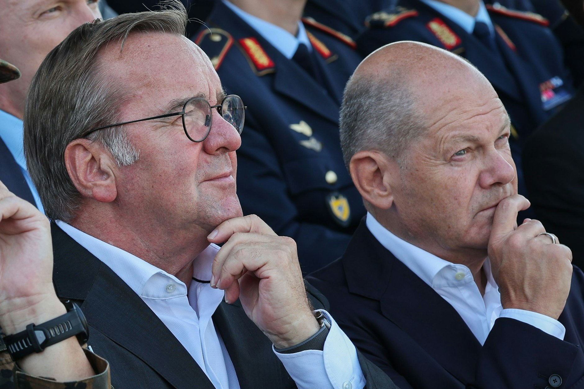 Viele in der SPD fordern inzwischen offen Boris Pistorius statt Olaf Scholz als Kanzlerkandidat.