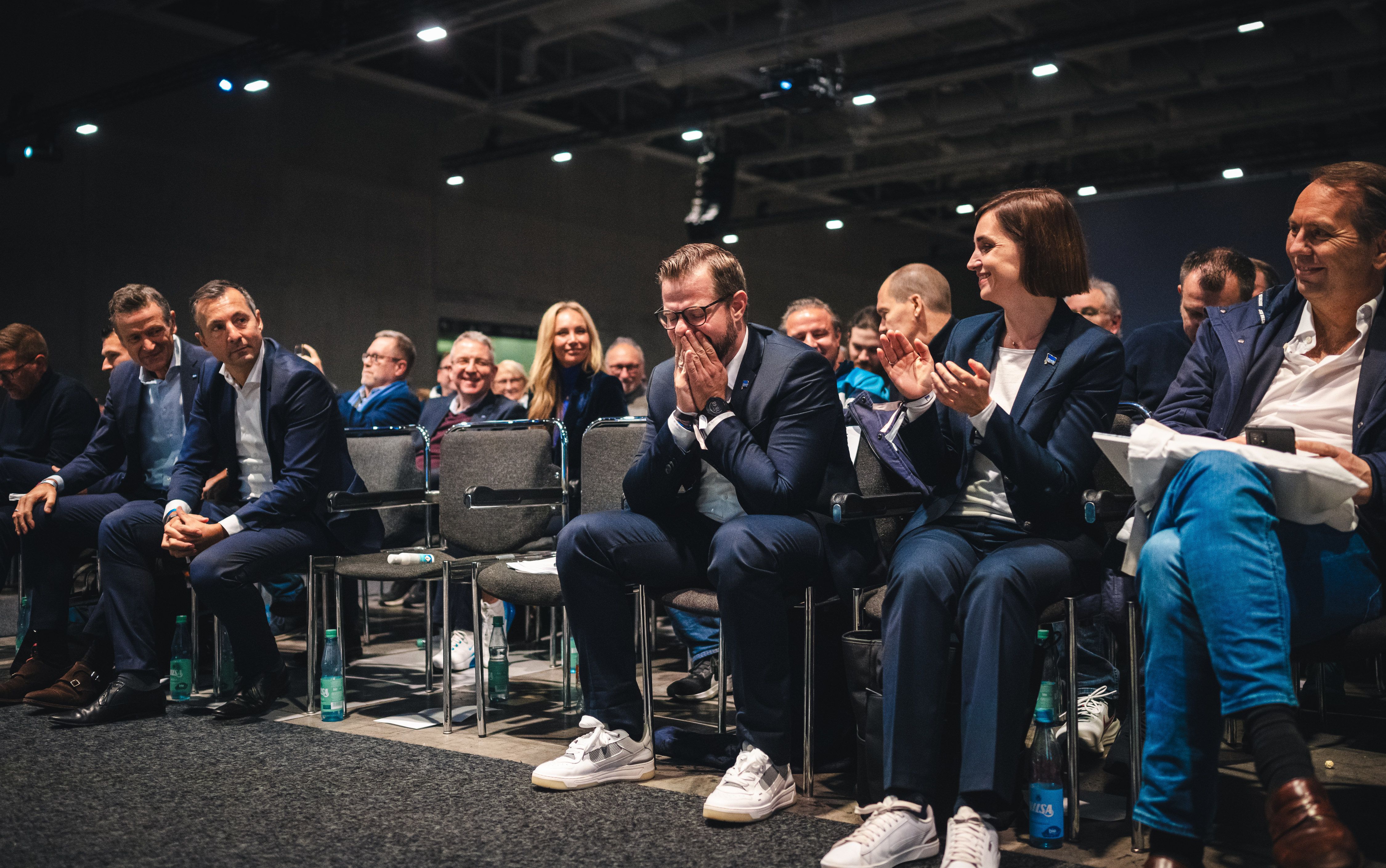 Hertha BSC: Nach Wahlsieg! Boss Drescher reicht Konkurrent Dinnebier die Hand