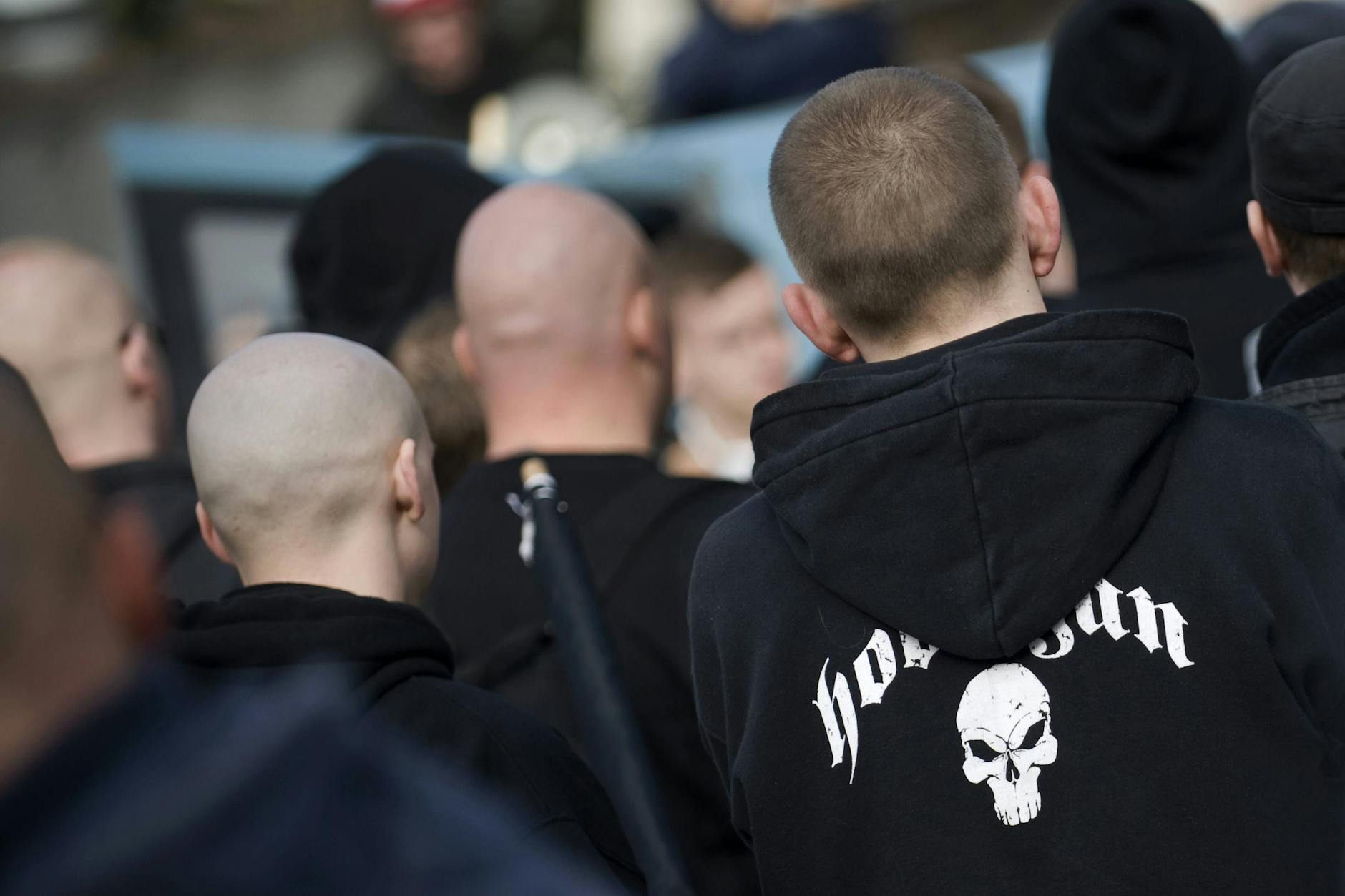 Neonazis demonstrieren 2009 in Berlin: Jahrelang hatte Berlin Ruhe vor Demos von Rechtsradikalen. Doch die Szene wächst.