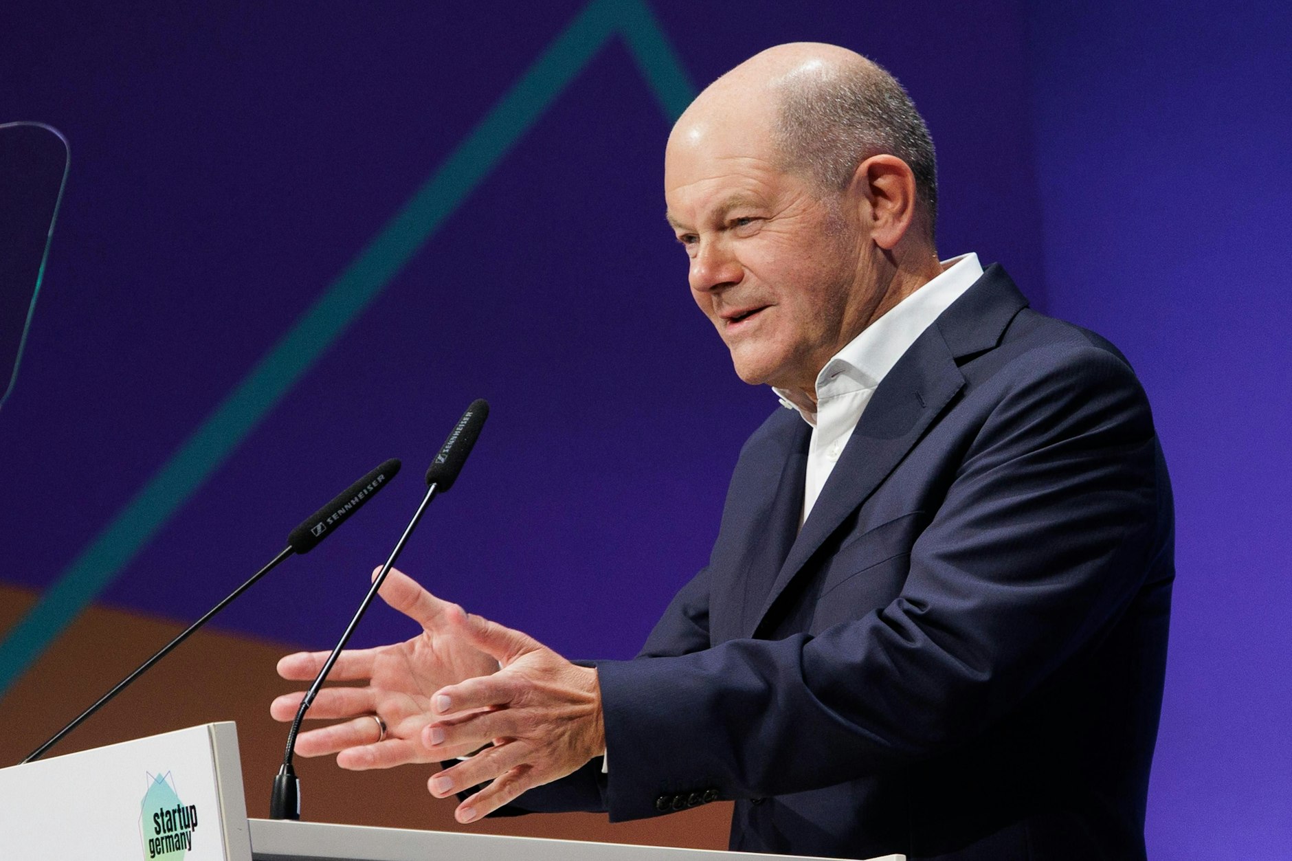 Bundeskanzler Olaf Scholz (SPD) hat seine Reise nach Baku abgesagt.