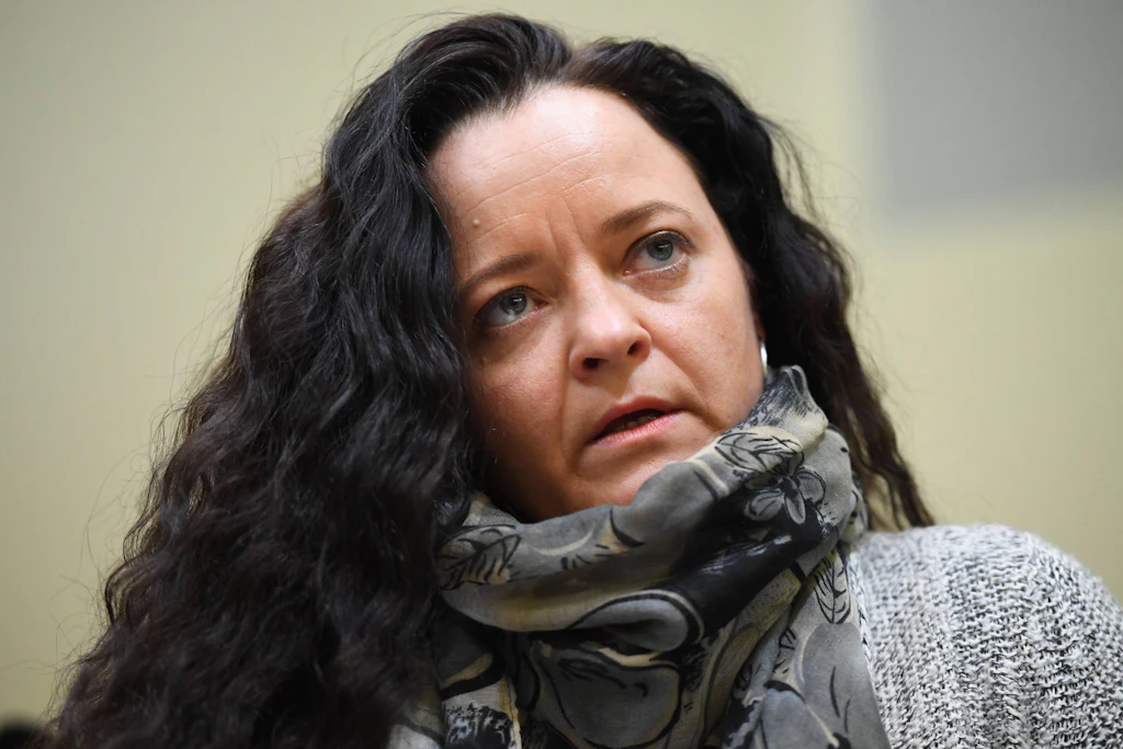 Freundin von Beate Zschäpe: Mutmaßliche NSU-Helferin Susann E. kommt vor Gericht
