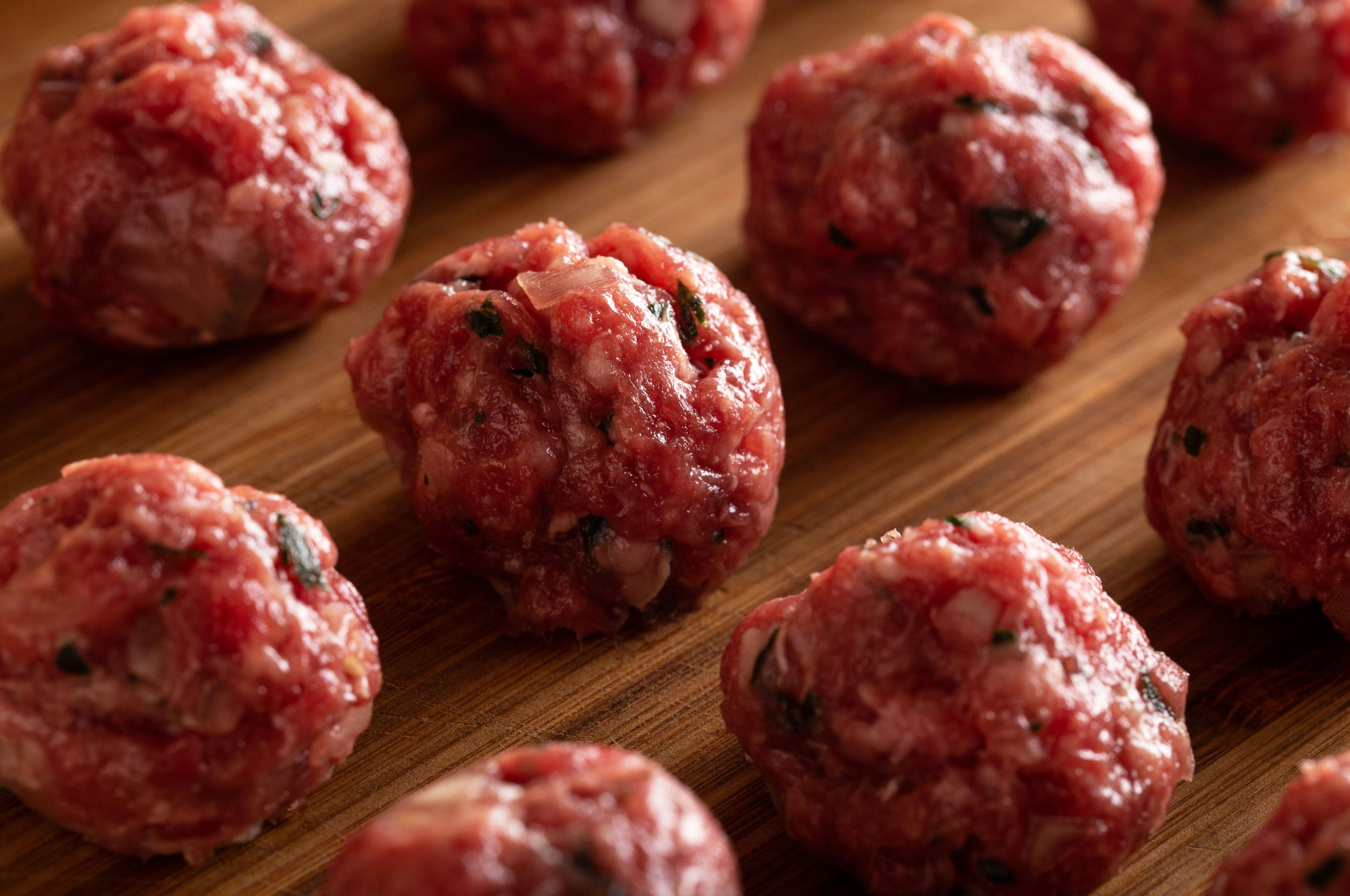 Omas saftige Frikadellen aus dem Ofen – das geniale Rezept