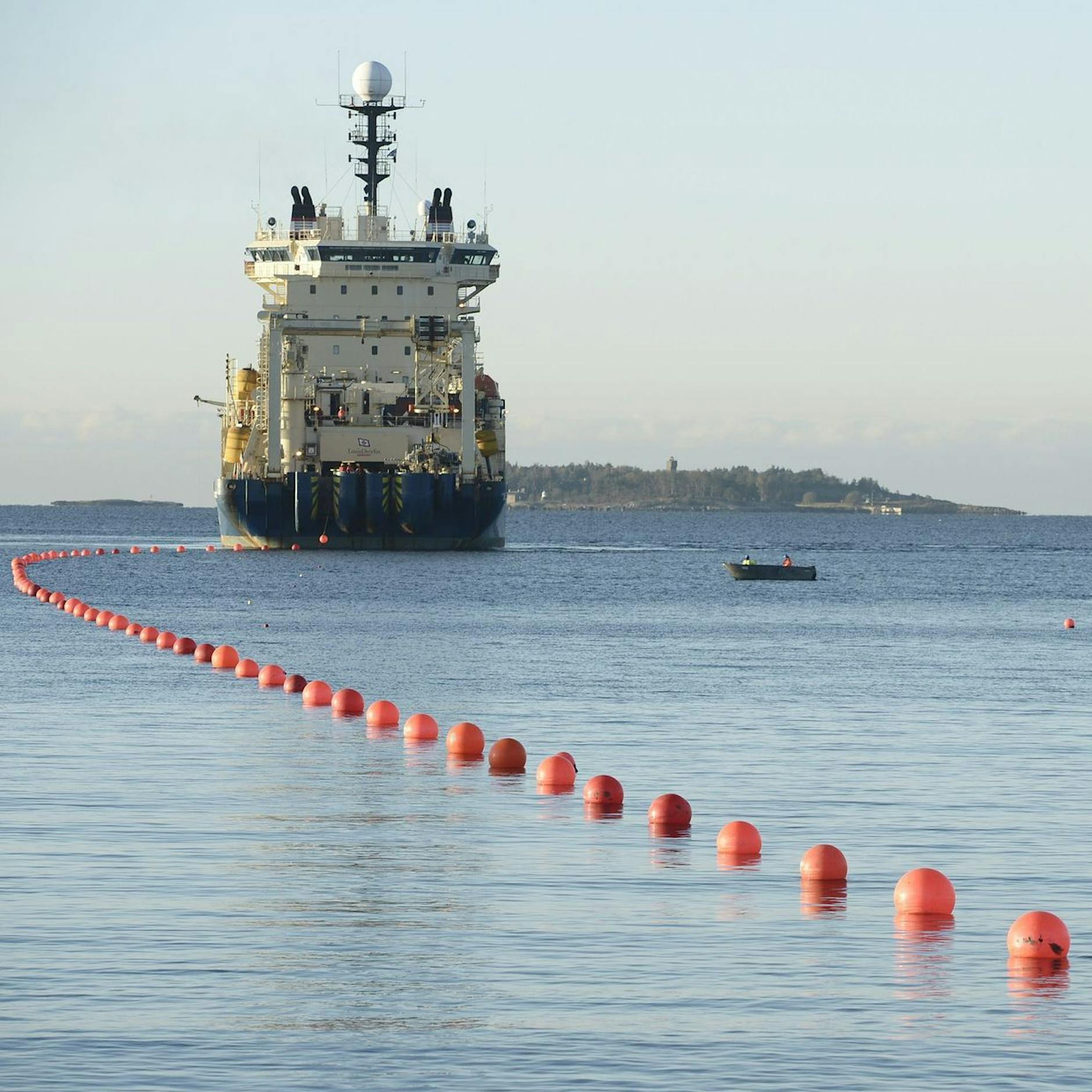 Waren es Putin-Anschläge? Zwei Unterseekabel in Ostsee beschädigt!