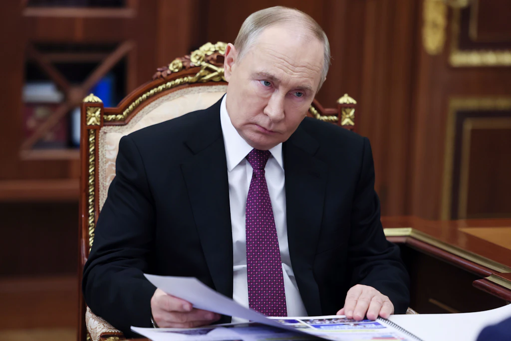 Warnung an Washington: Putin unterzeichnet Erlass über erweiterten Einsatz von Atomwaffen